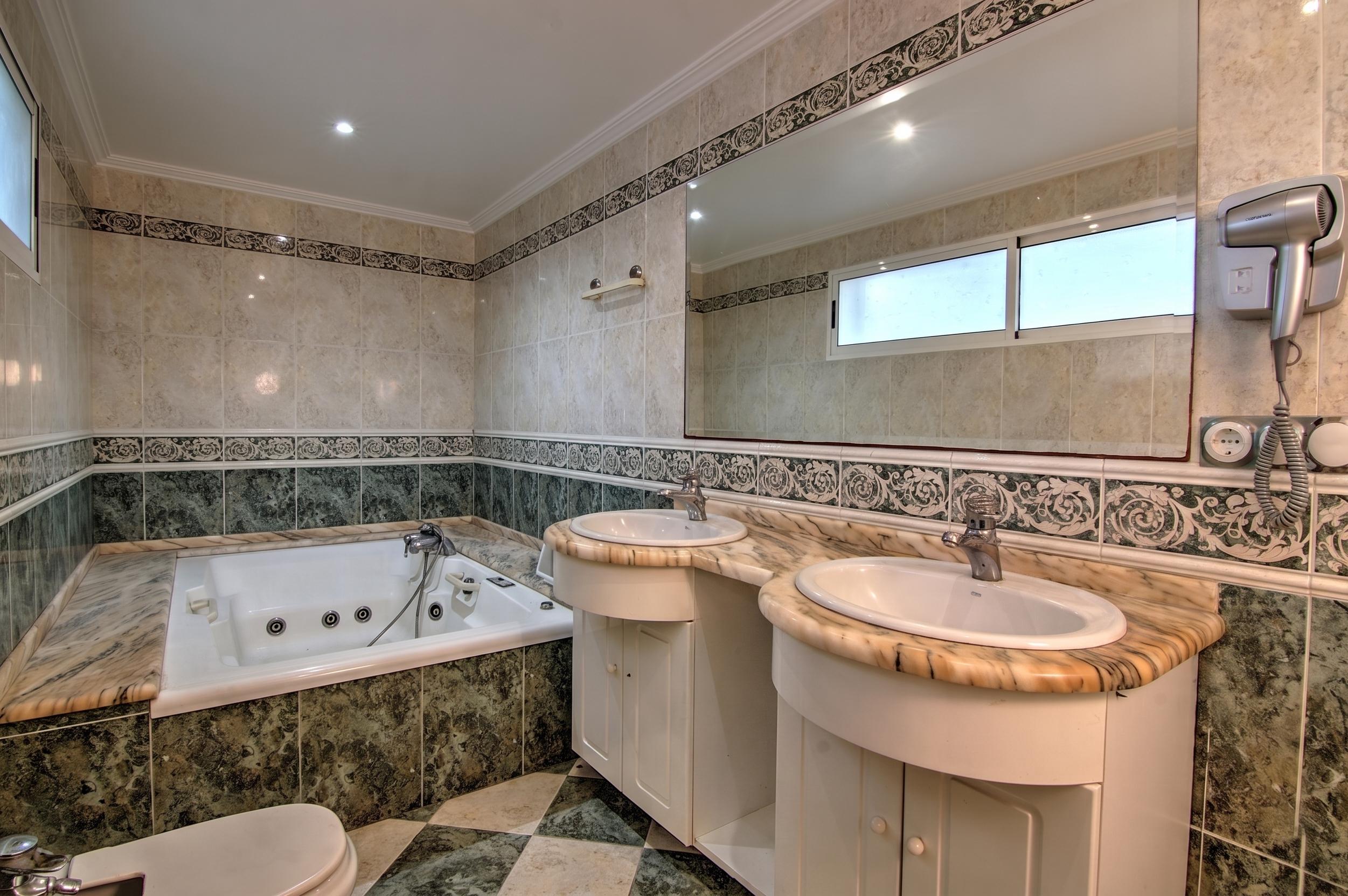 Casa en Venta - Mutxamel, Alicante  - 25