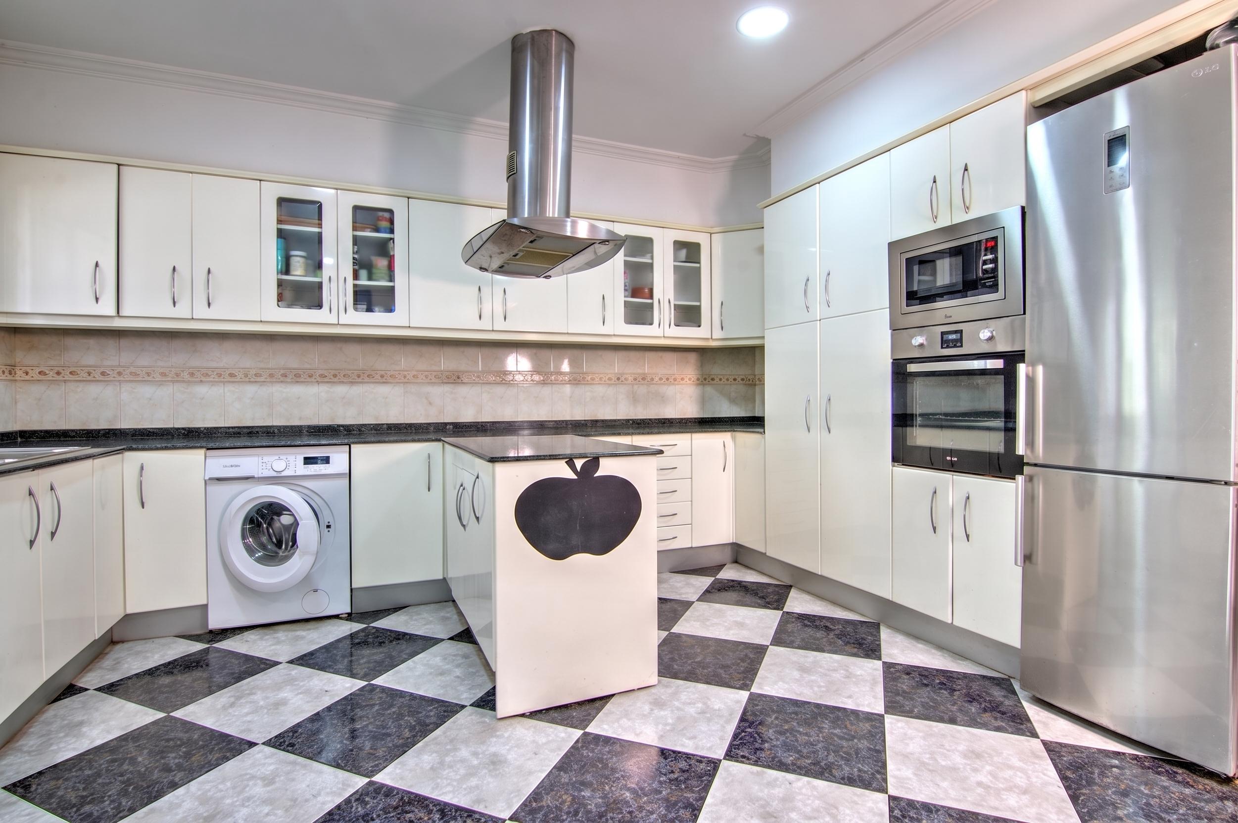 Casa en Venta - Mutxamel, Alicante  - 13