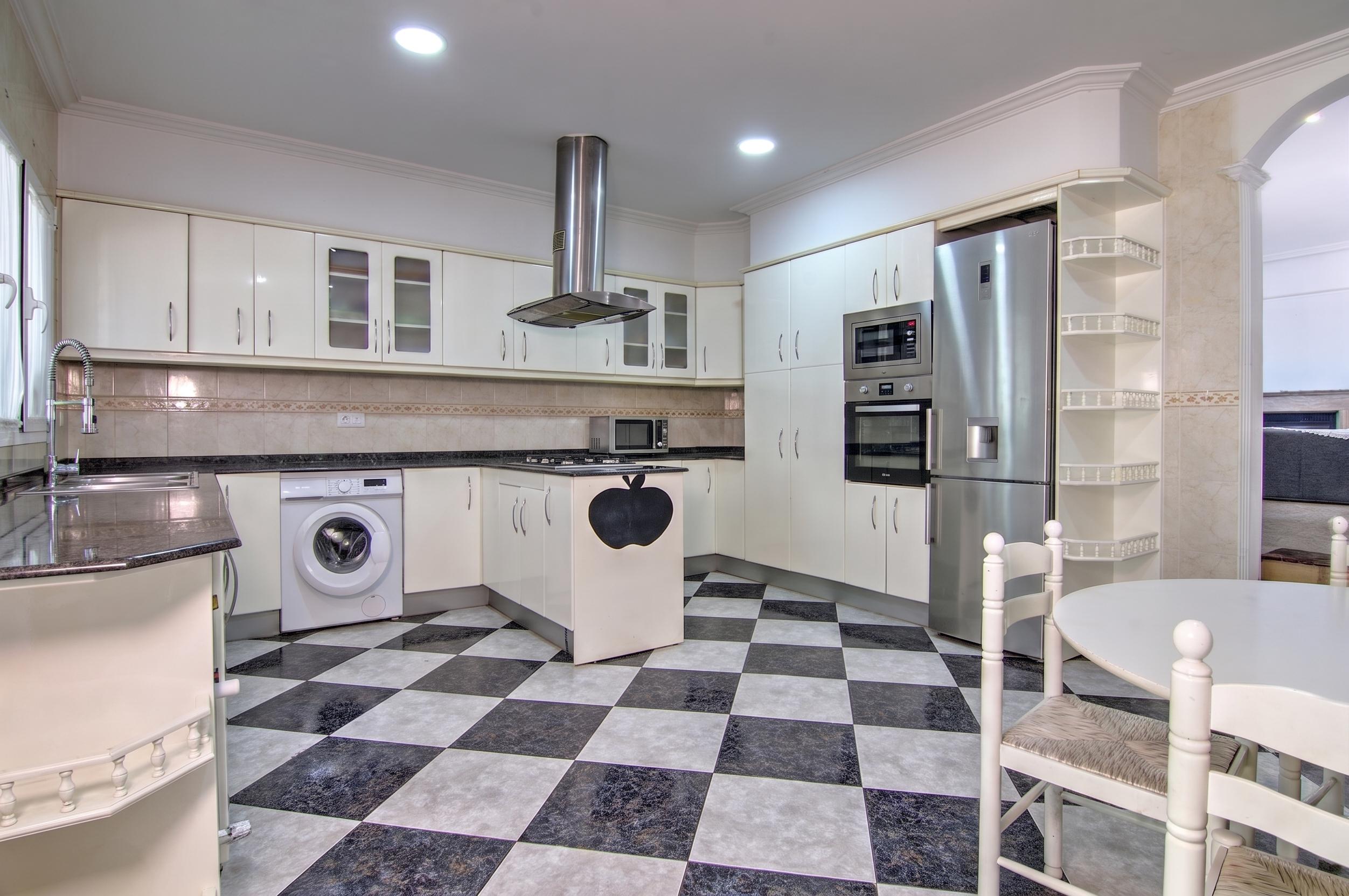 Casa en Venta - Mutxamel, Alicante  - 15