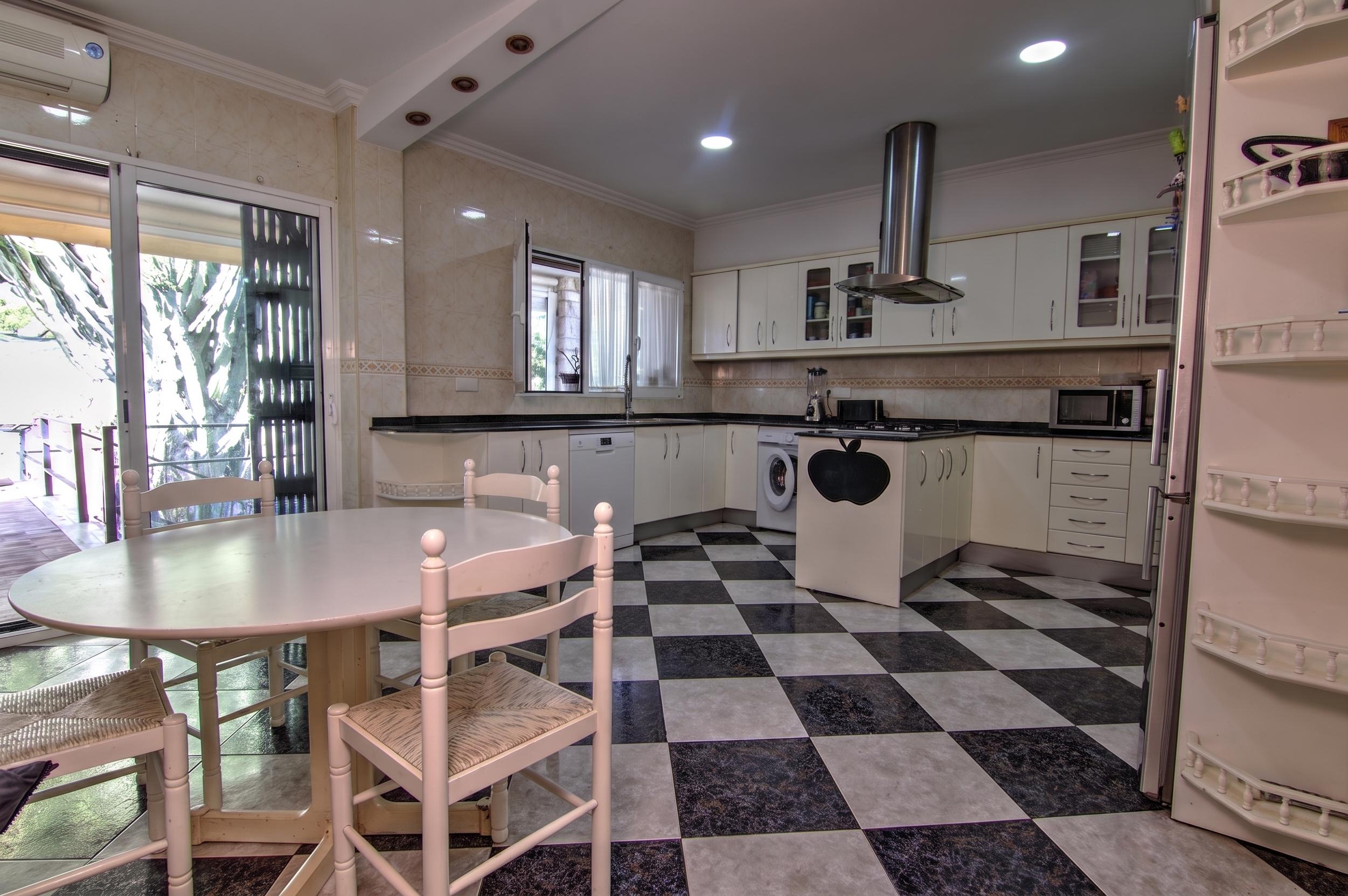 Casa en Venta - Mutxamel, Alicante  - 14