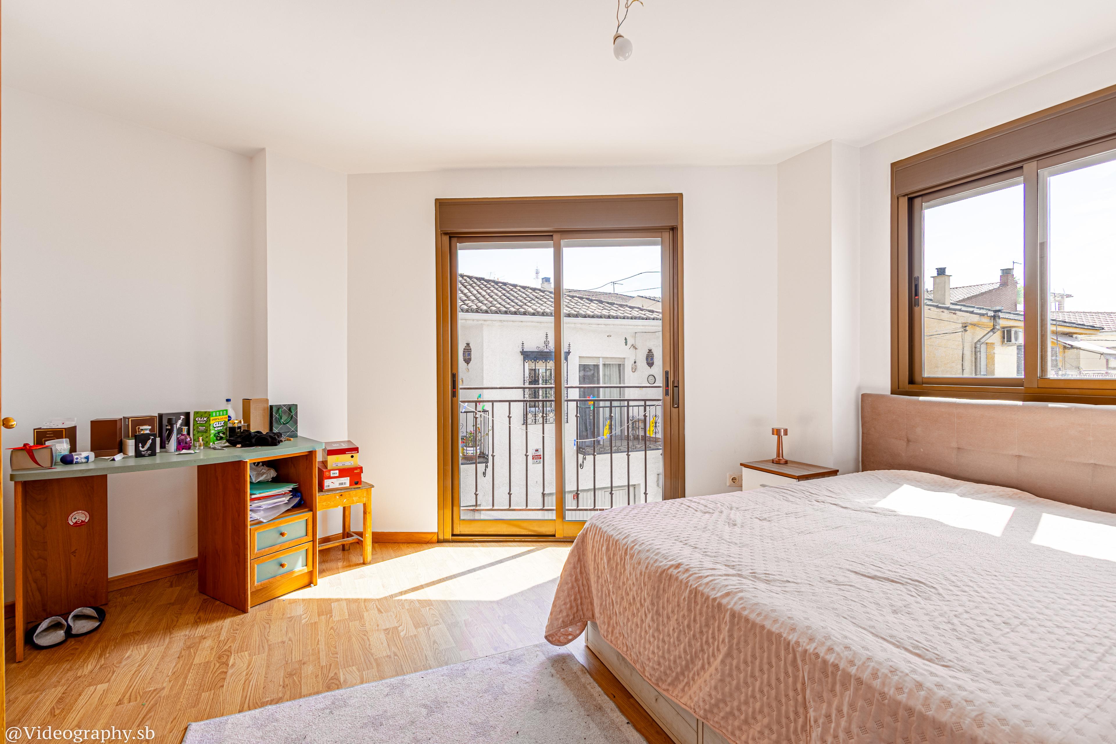 Piso en Venta - Calle del Val - 16