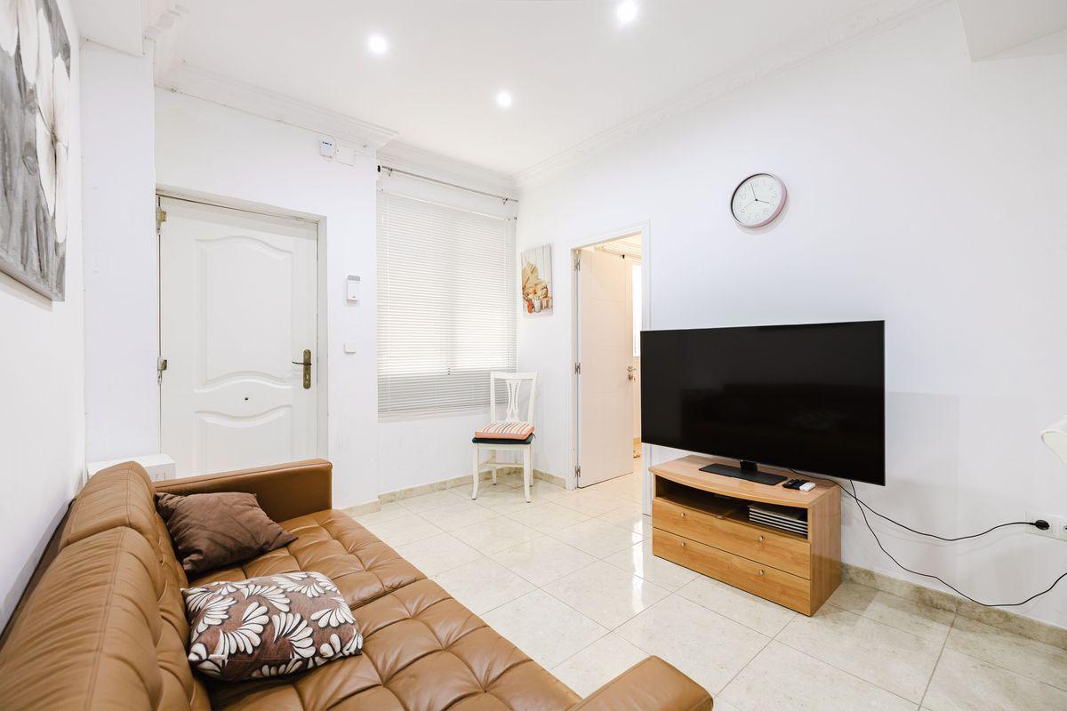 https://docs-cdn.huspy.net/01KT5WTVBD8Y46W198NPXAXQ09