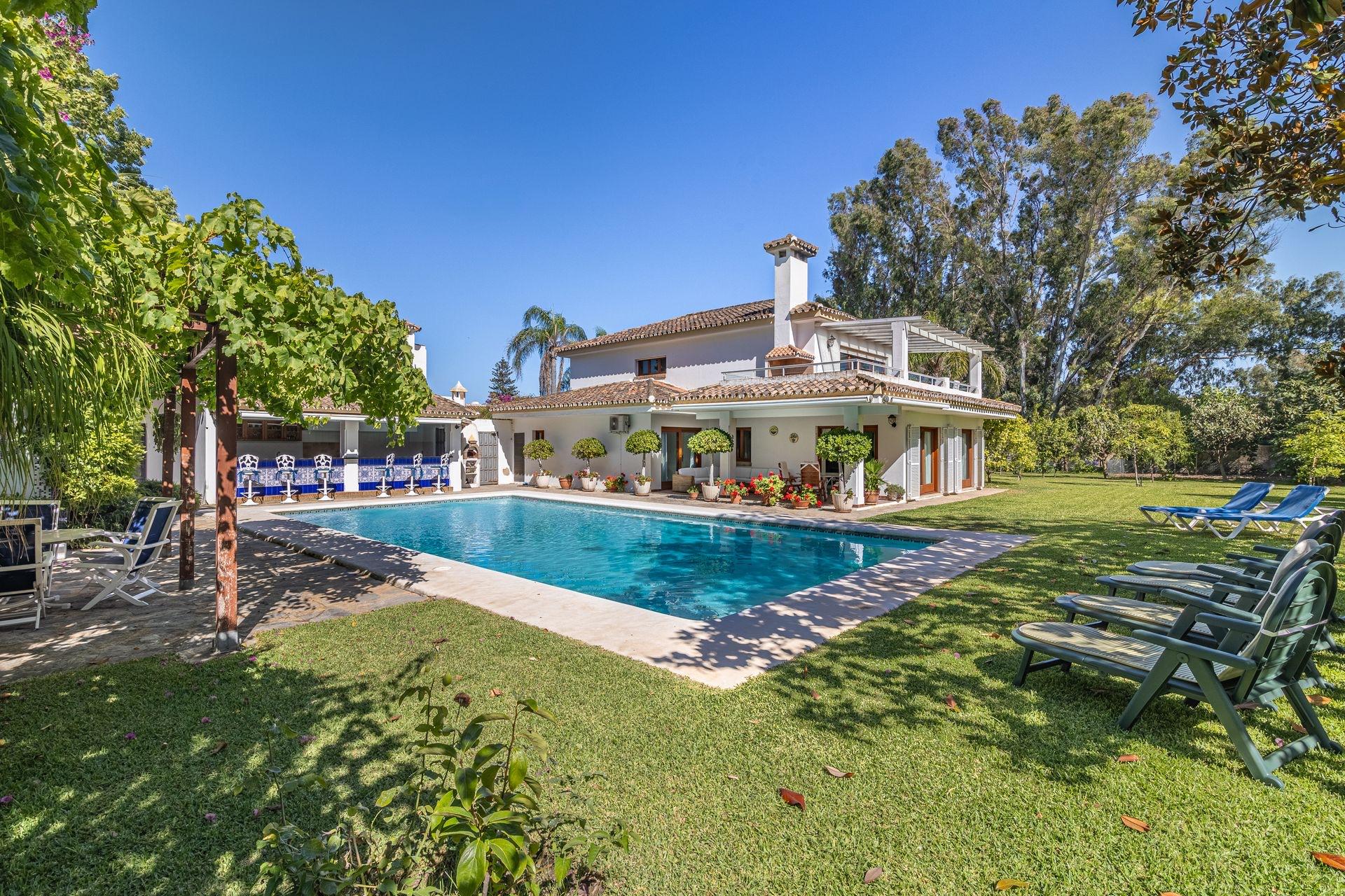 Villa en Venta en Calle Támesis - 2