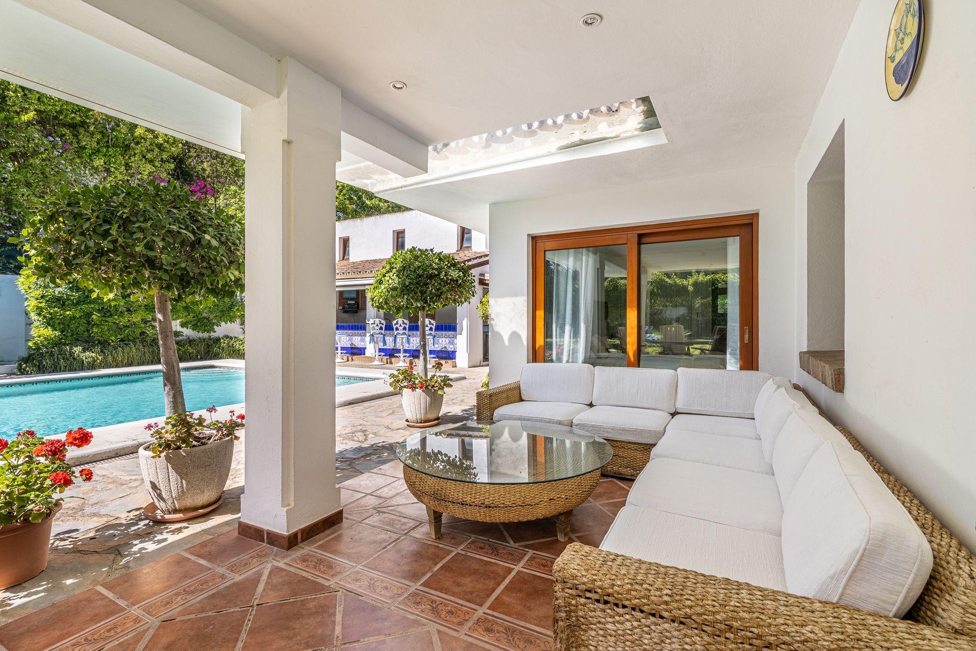 Villa en Venta en Calle Támesis - 11