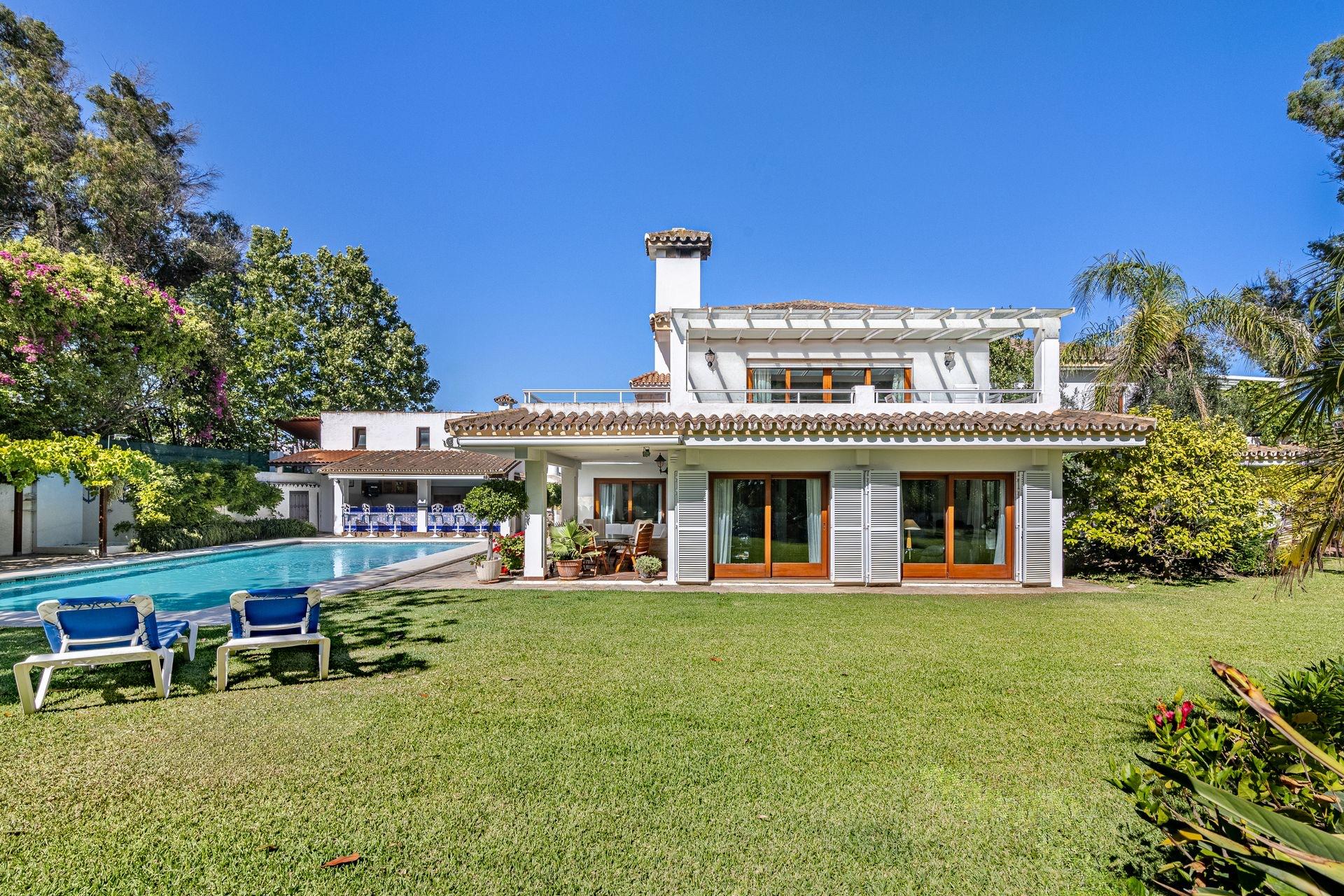 Villa en Venta en Calle Támesis - 7