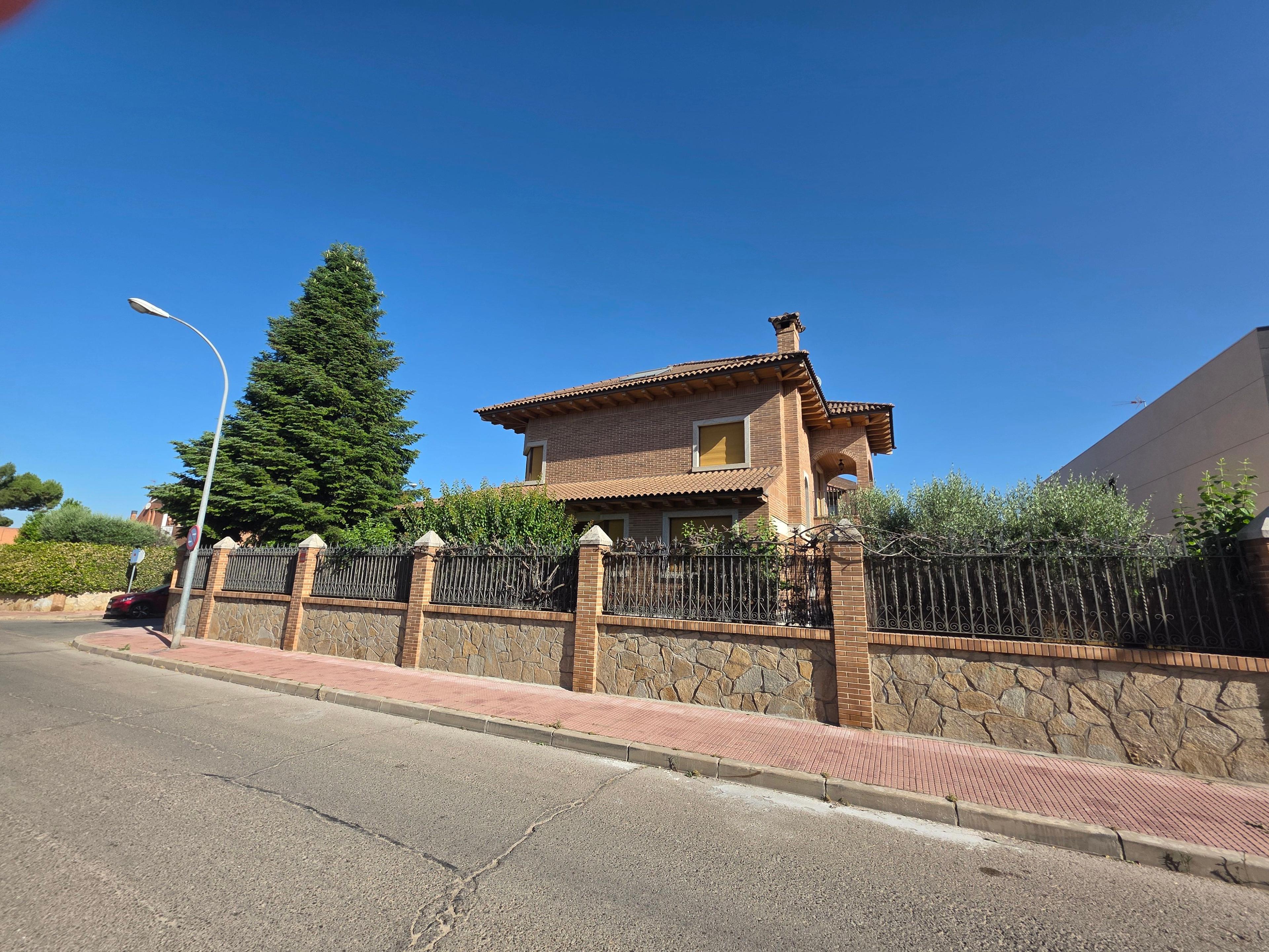Casa en Venta en Calle Vicente Lunardi - 21