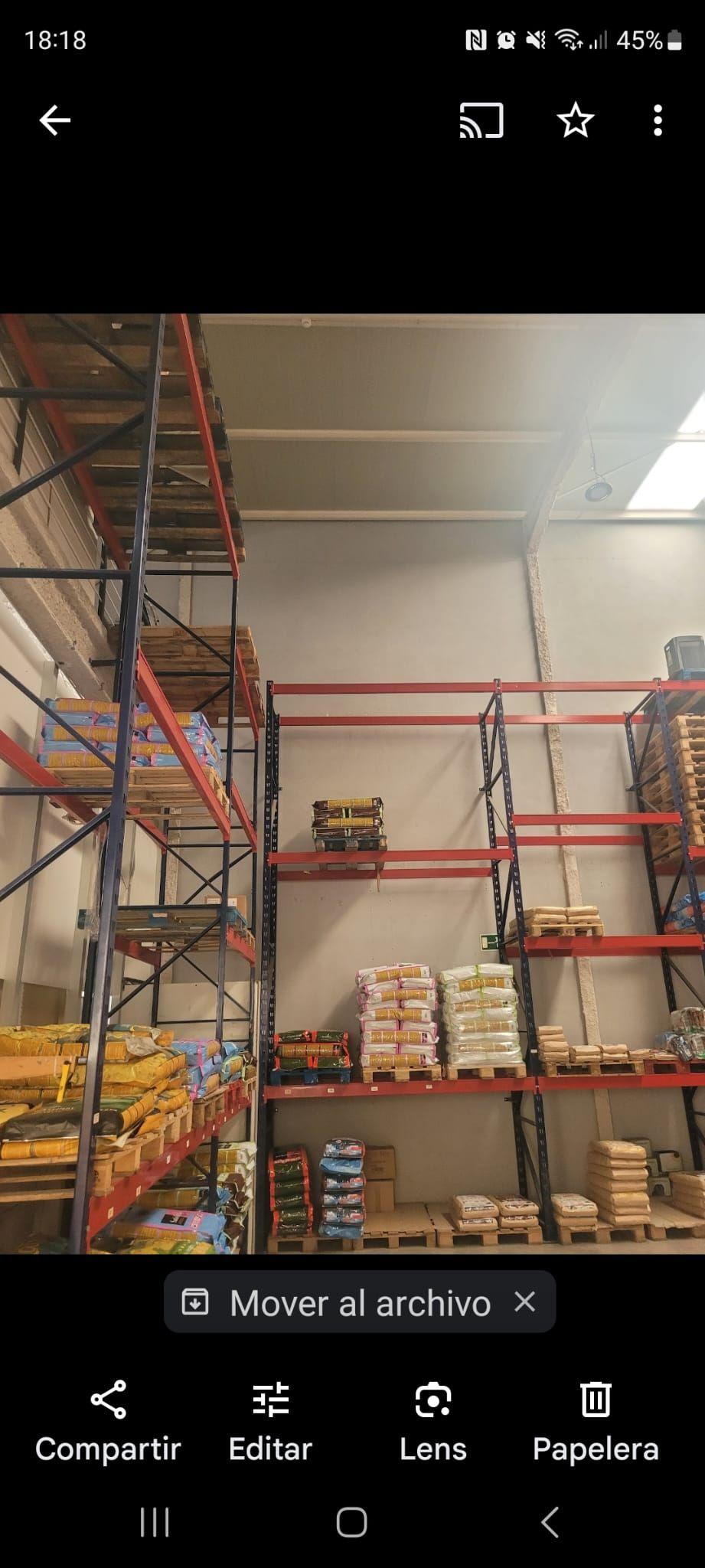 Factory en Venta en Carrer des Manyans - 1