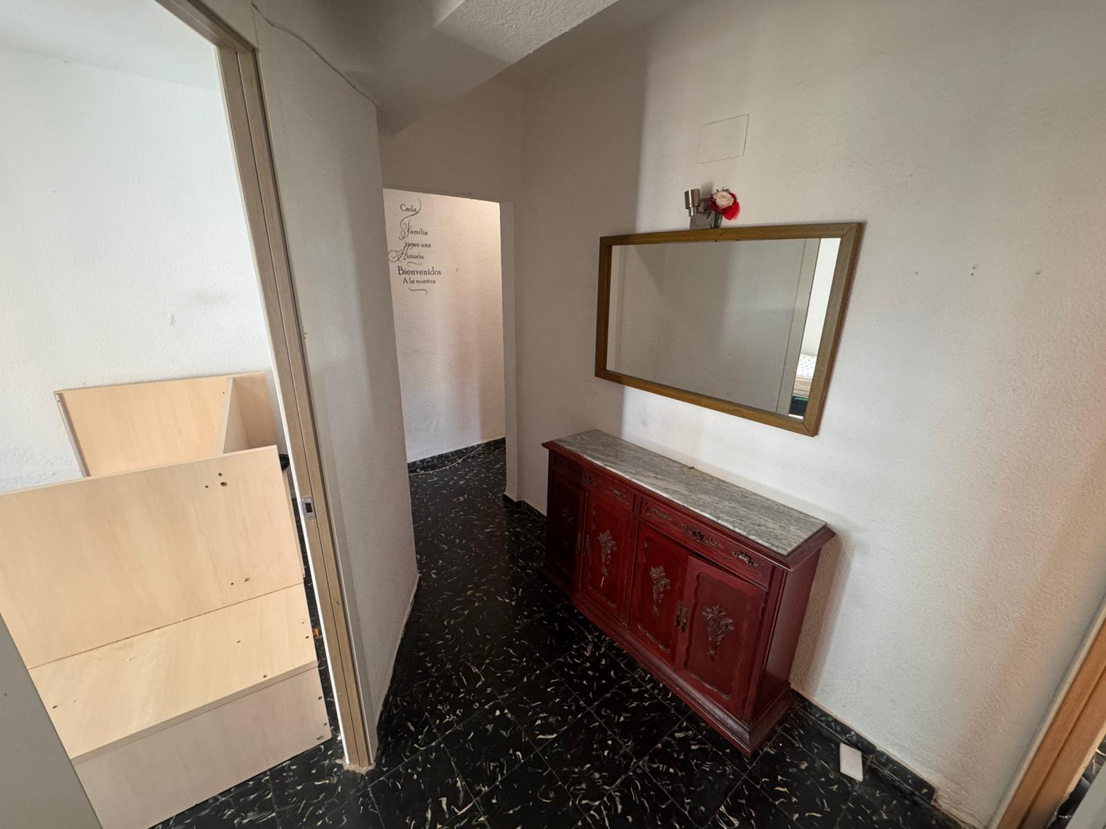 Piso en Venta en Carrer del Retor - 7