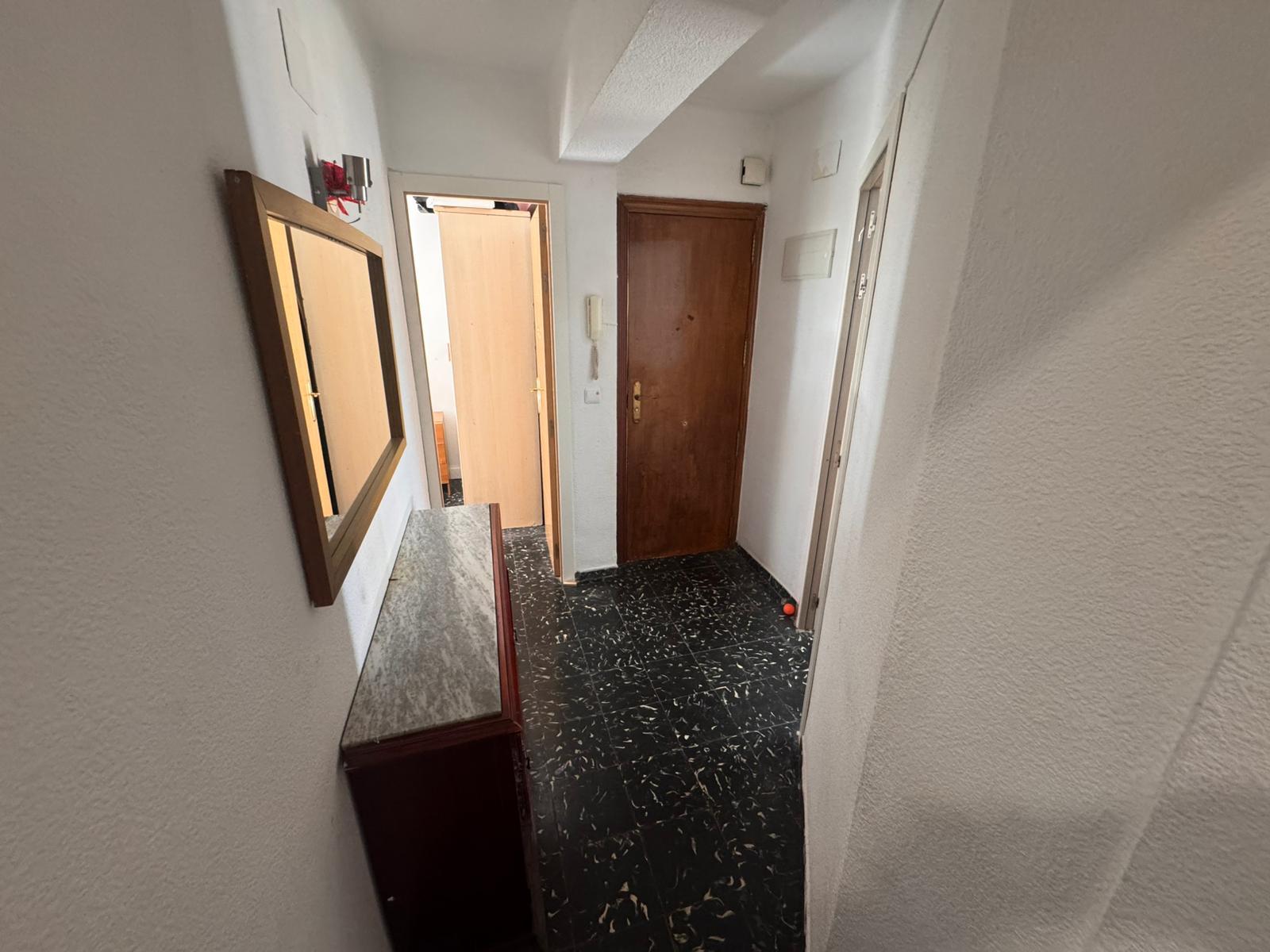 Piso en Venta en Carrer del Retor - 6