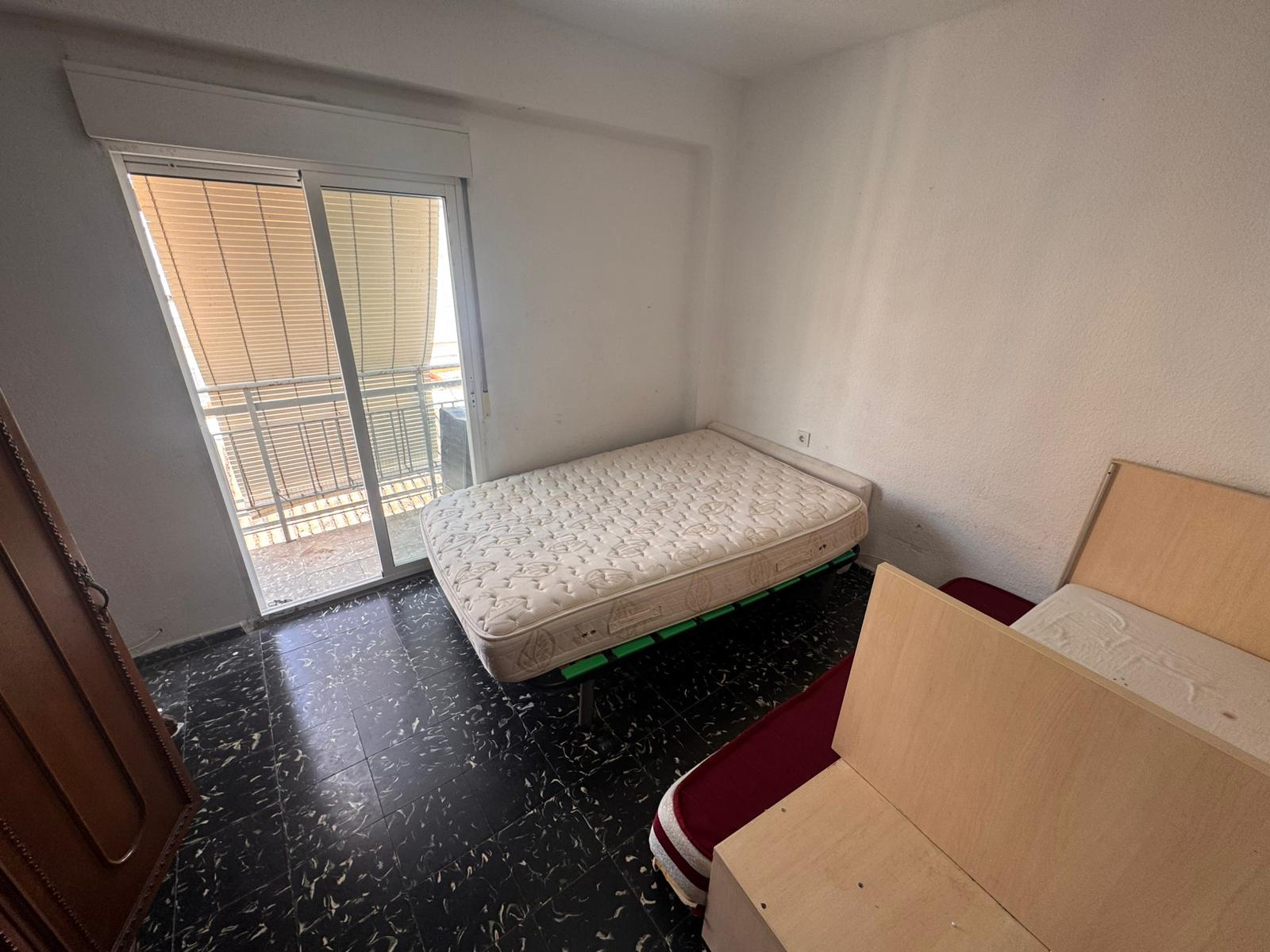 Piso en Venta en Carrer del Retor - 8