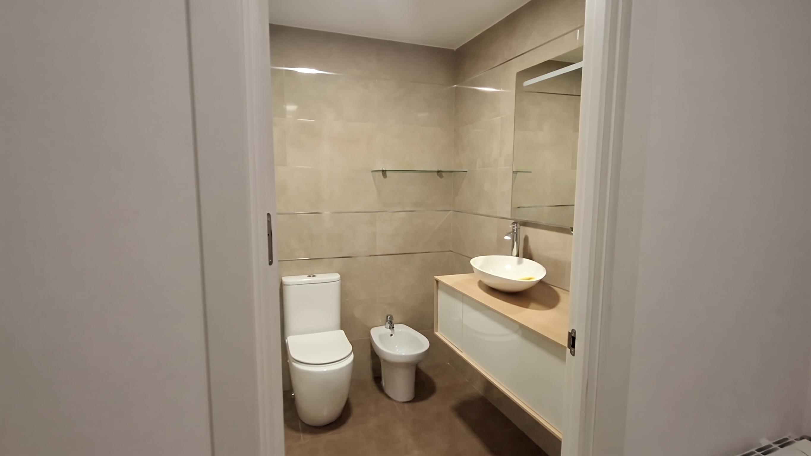Townhouse en Venta en Calle Los Cortijos - 13