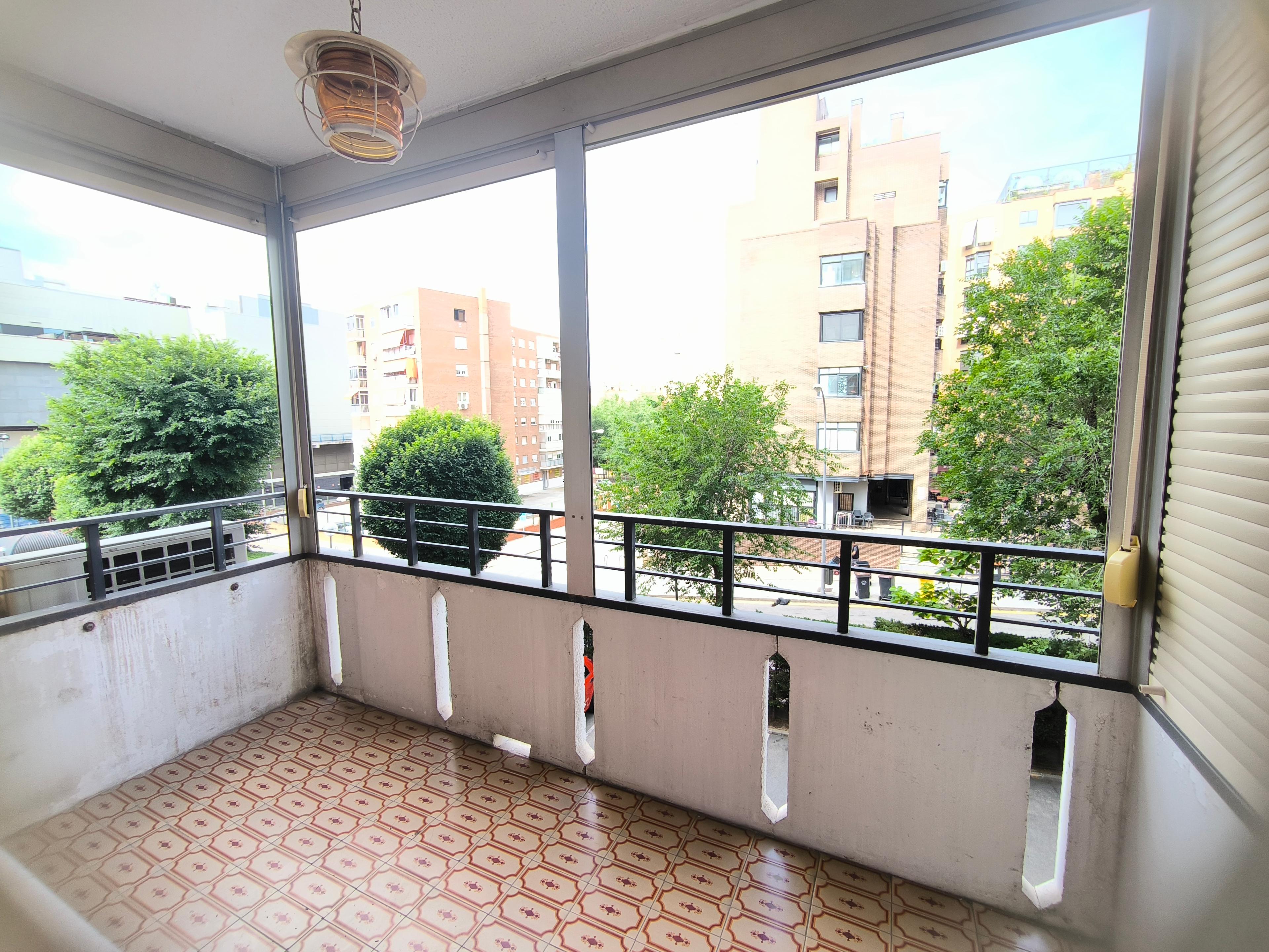 Piso en Venta en Plaza de Patricio Aguado - 1