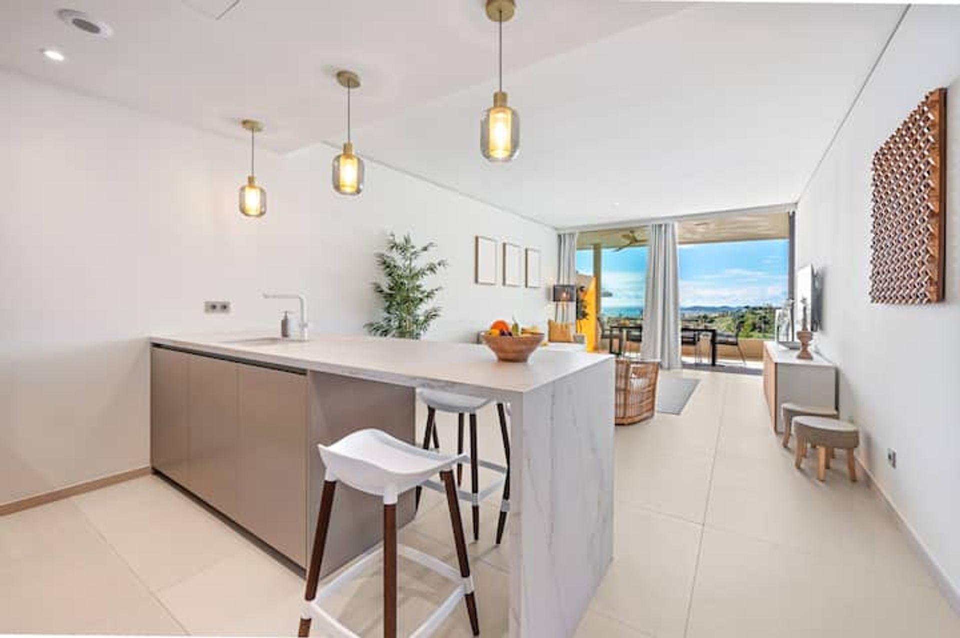 Piso en Venta - Avenida Fuengirola - 4