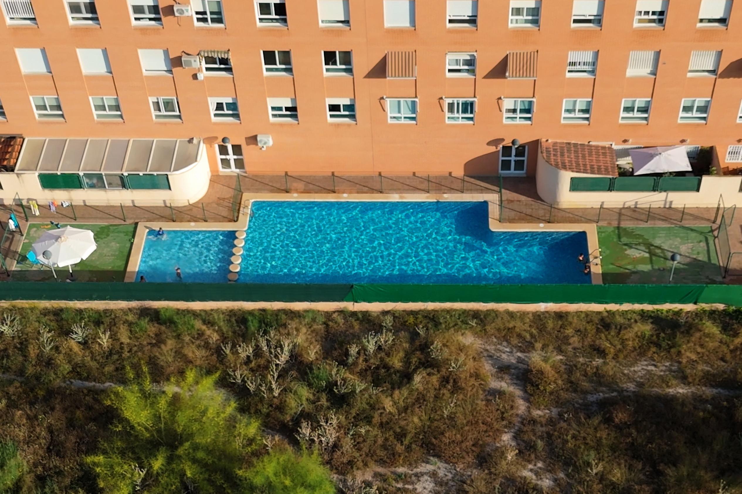 Piso en Venta en Calle Novelda - 35