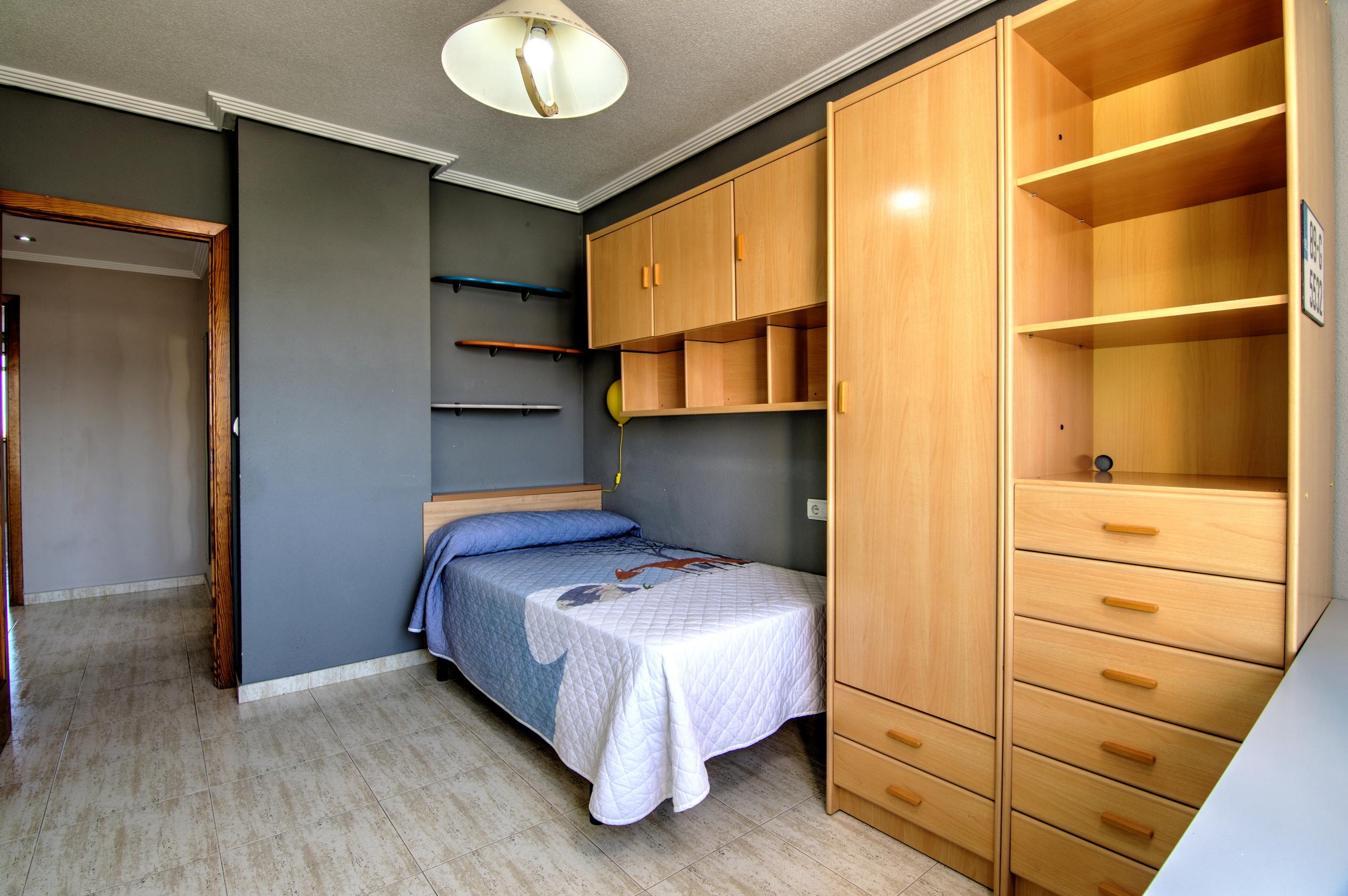 Piso en Venta en Calle Novelda - 21