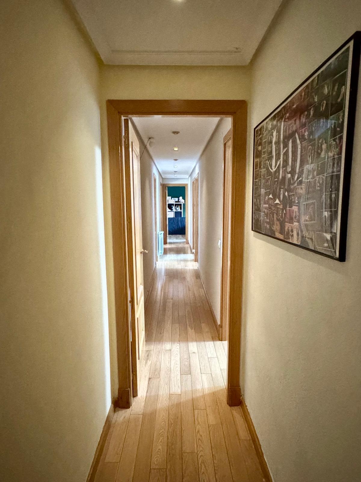 Piso en Venta en Calle Leonardo da Vinci - 12
