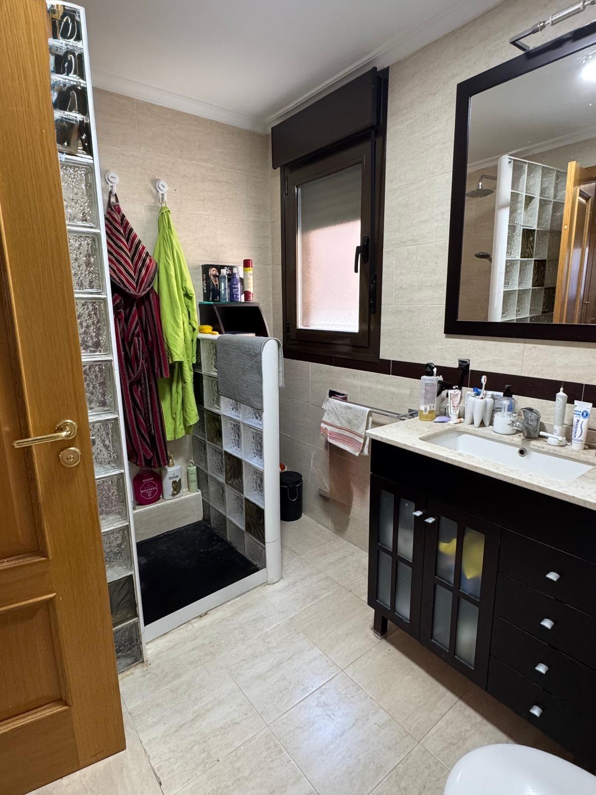 Piso en Venta en Calle Leonardo da Vinci - 17