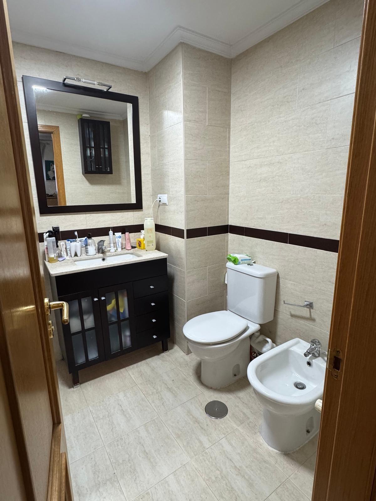 Piso en Venta en Calle Leonardo da Vinci - 16