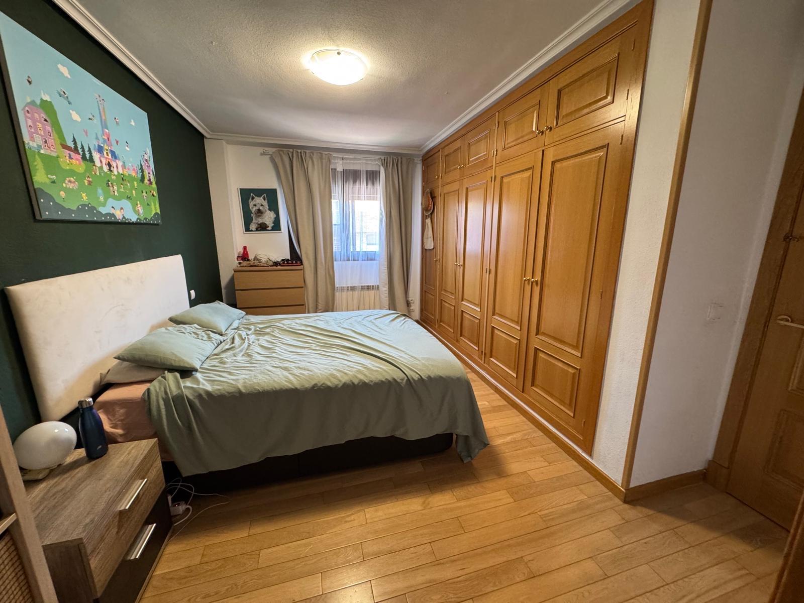 Piso en Venta en Calle Leonardo da Vinci - 14