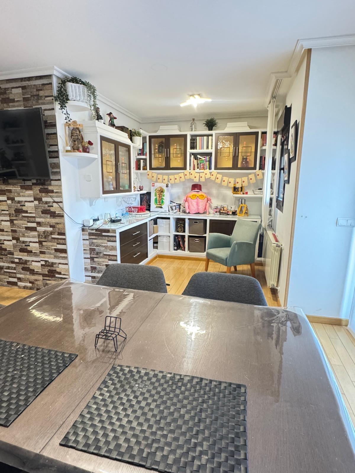 Piso en Venta en Calle Leonardo da Vinci - 6