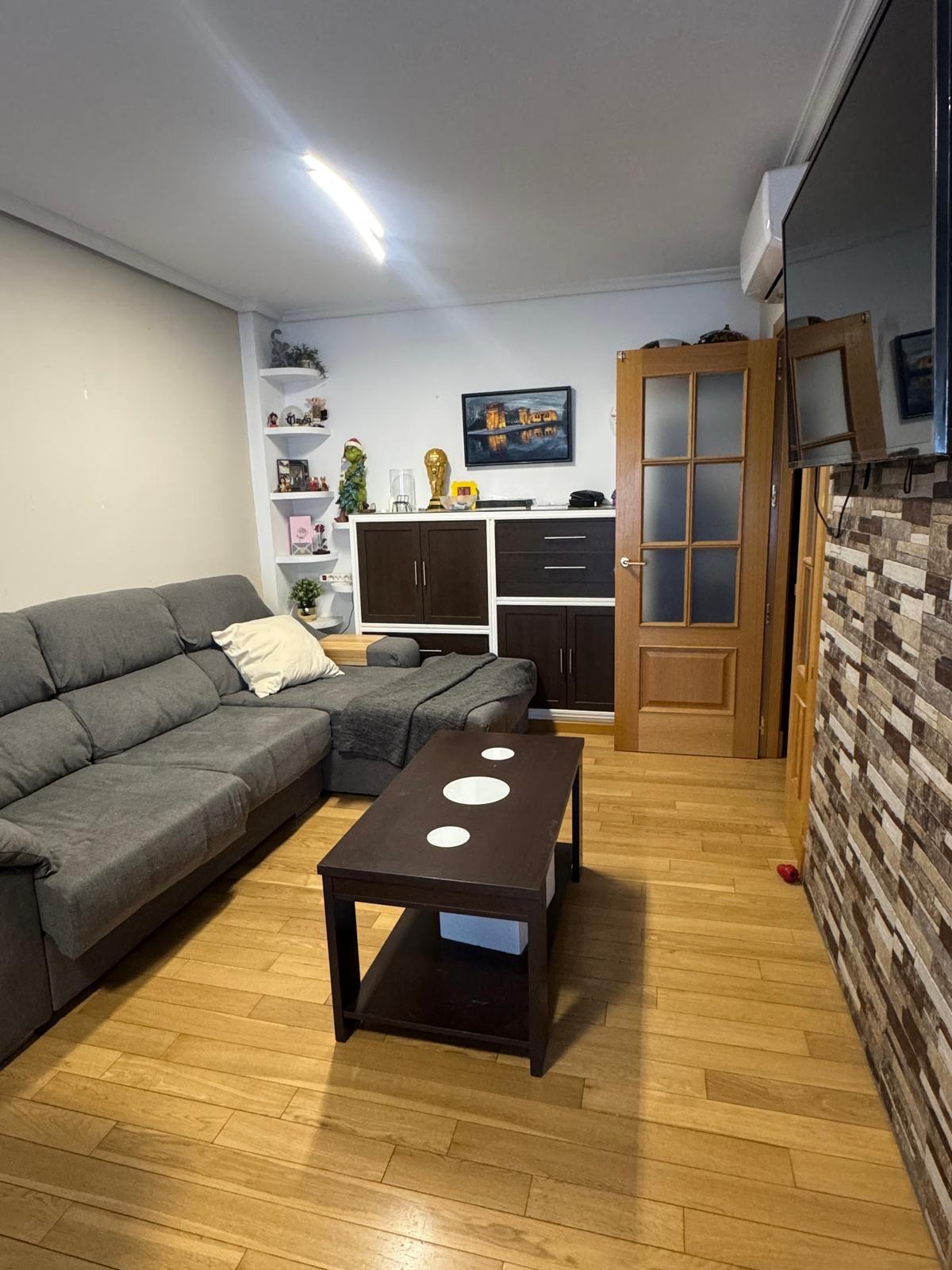 Piso en Venta en Calle Leonardo da Vinci - 3