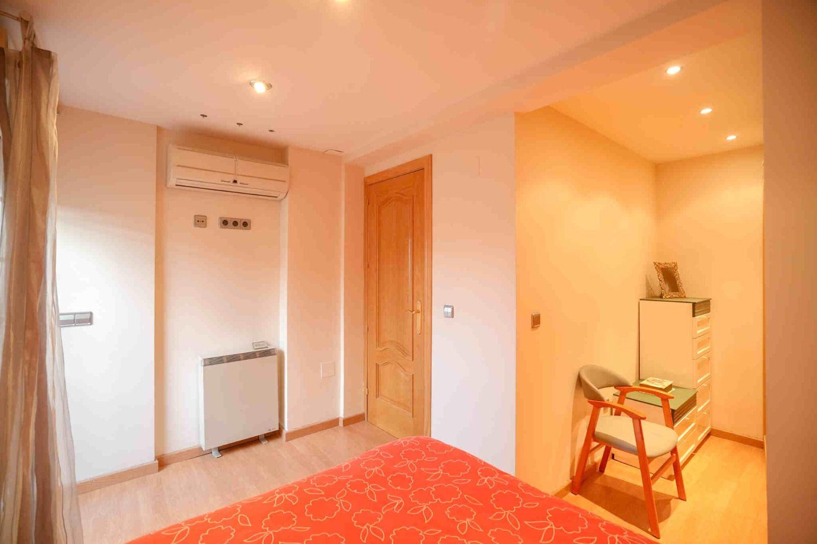 Piso en Venta en Callejón de Gómez Acebo - 23