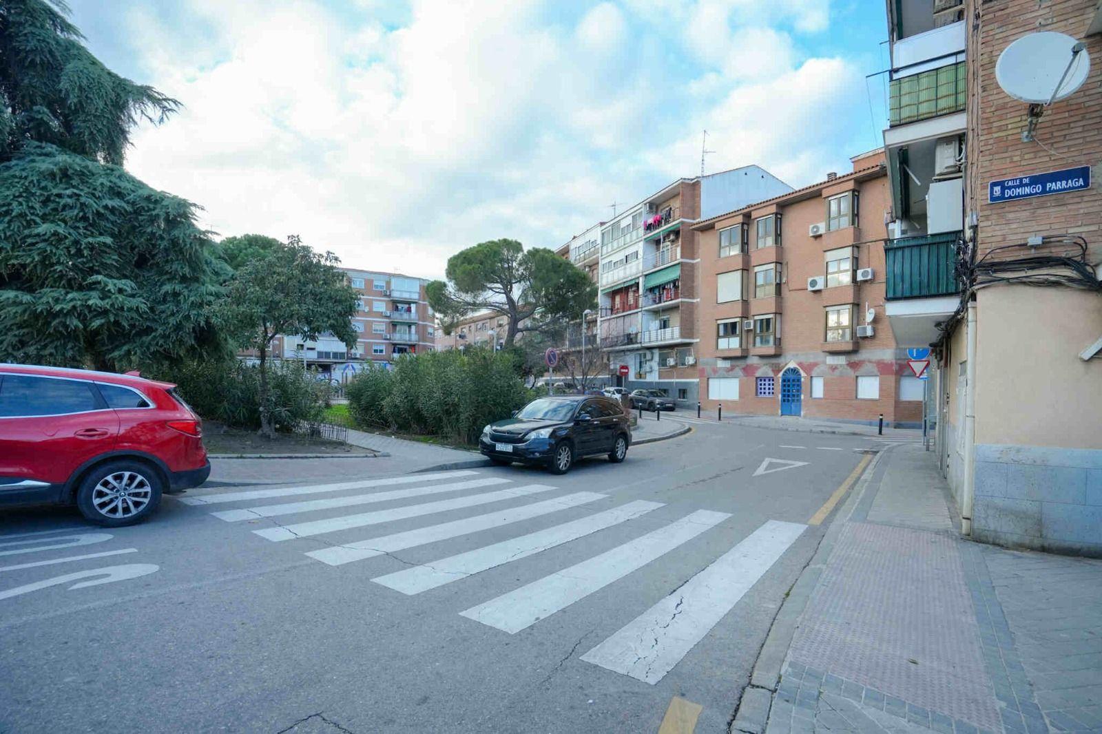 Piso en Venta en Callejón de Gómez Acebo - 41