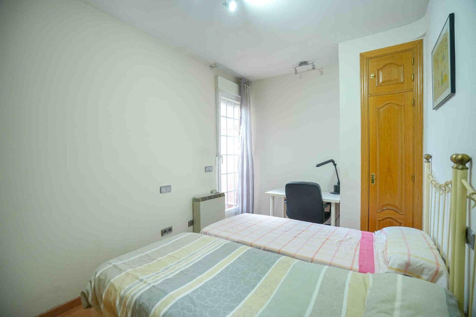 Piso en Venta en Callejón de Gómez Acebo - 35