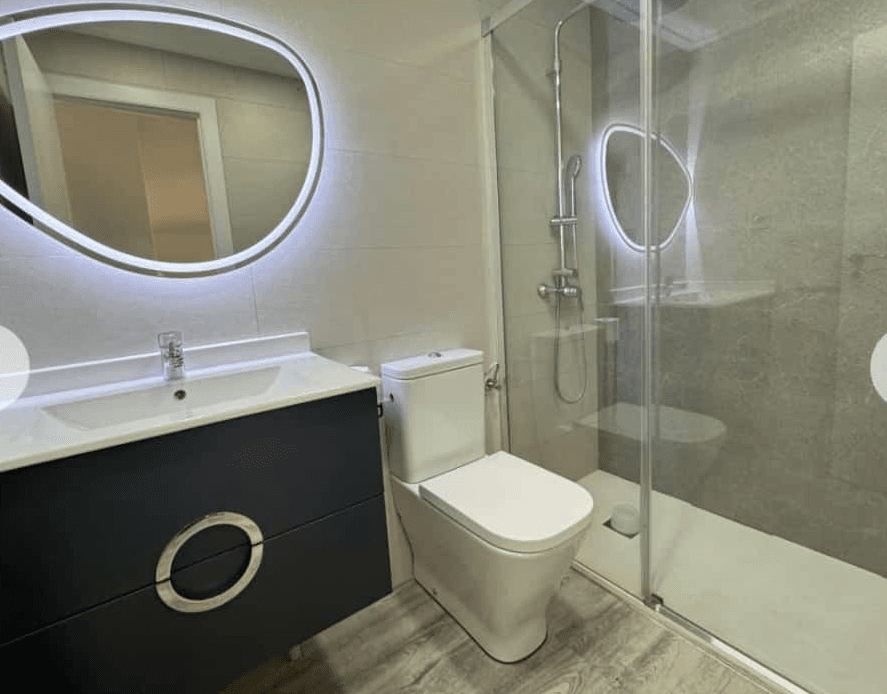 Townhouse en Venta en Carrer Mestral - 3
