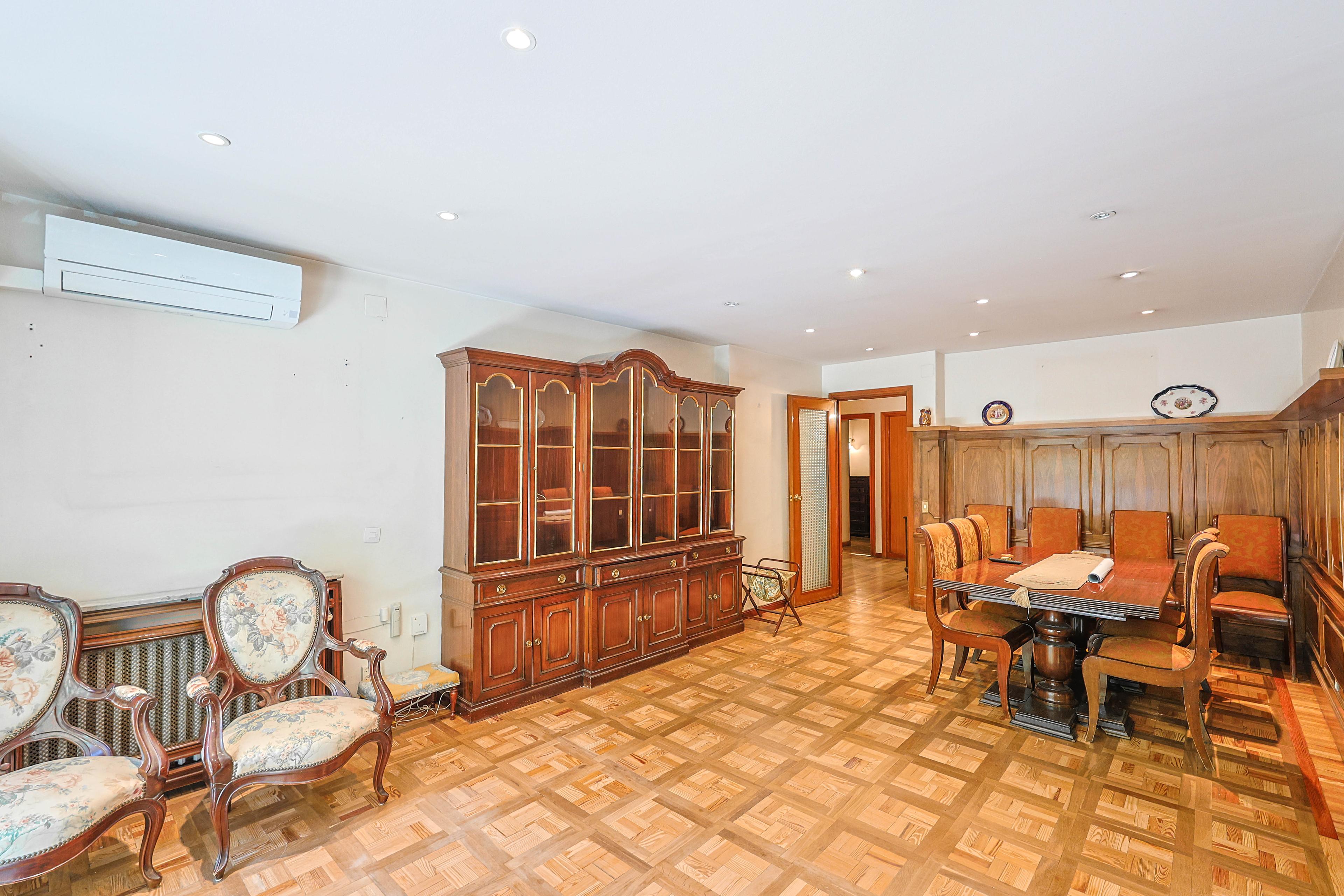 Piso en Venta en Calle de Zurbano - 7