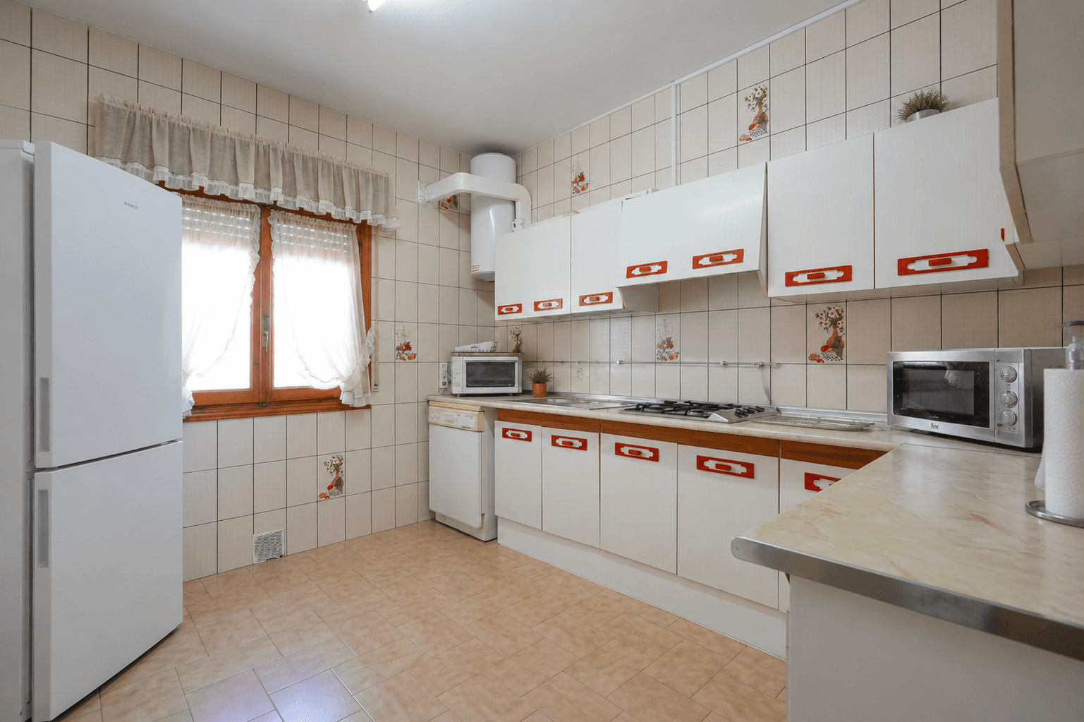 Local en Venta en Calle Madrid - 6