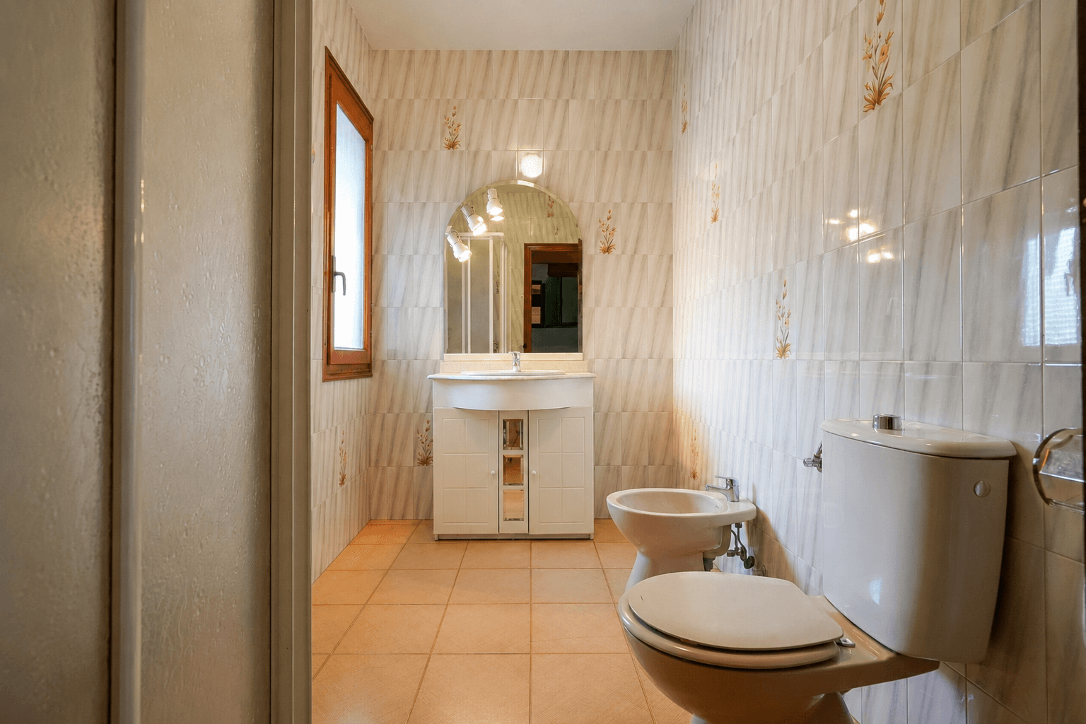 Local en Venta en Calle Madrid - 7