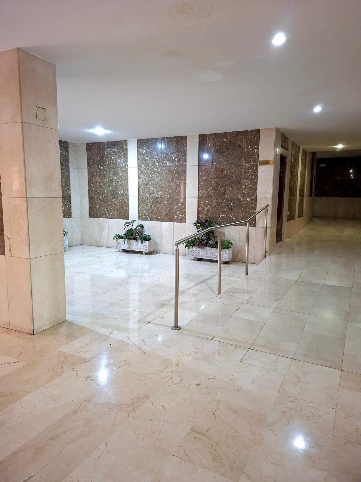 Piso en Venta en Calle del Comercio - 13