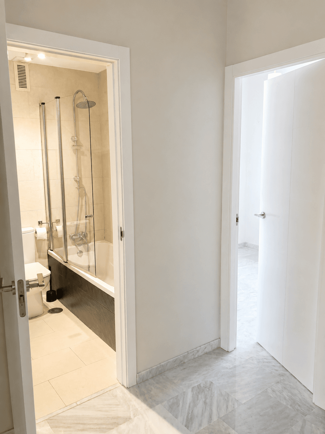 Casa Adosada en Venta en Calle Vauvert - 3