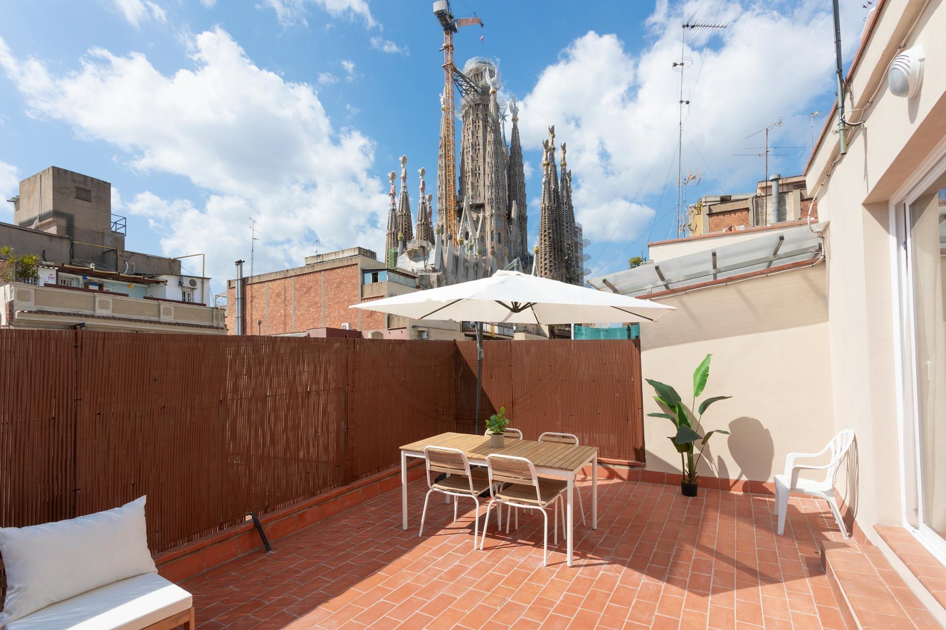 Piso en Alquiler en Carrer de la Marina - 1