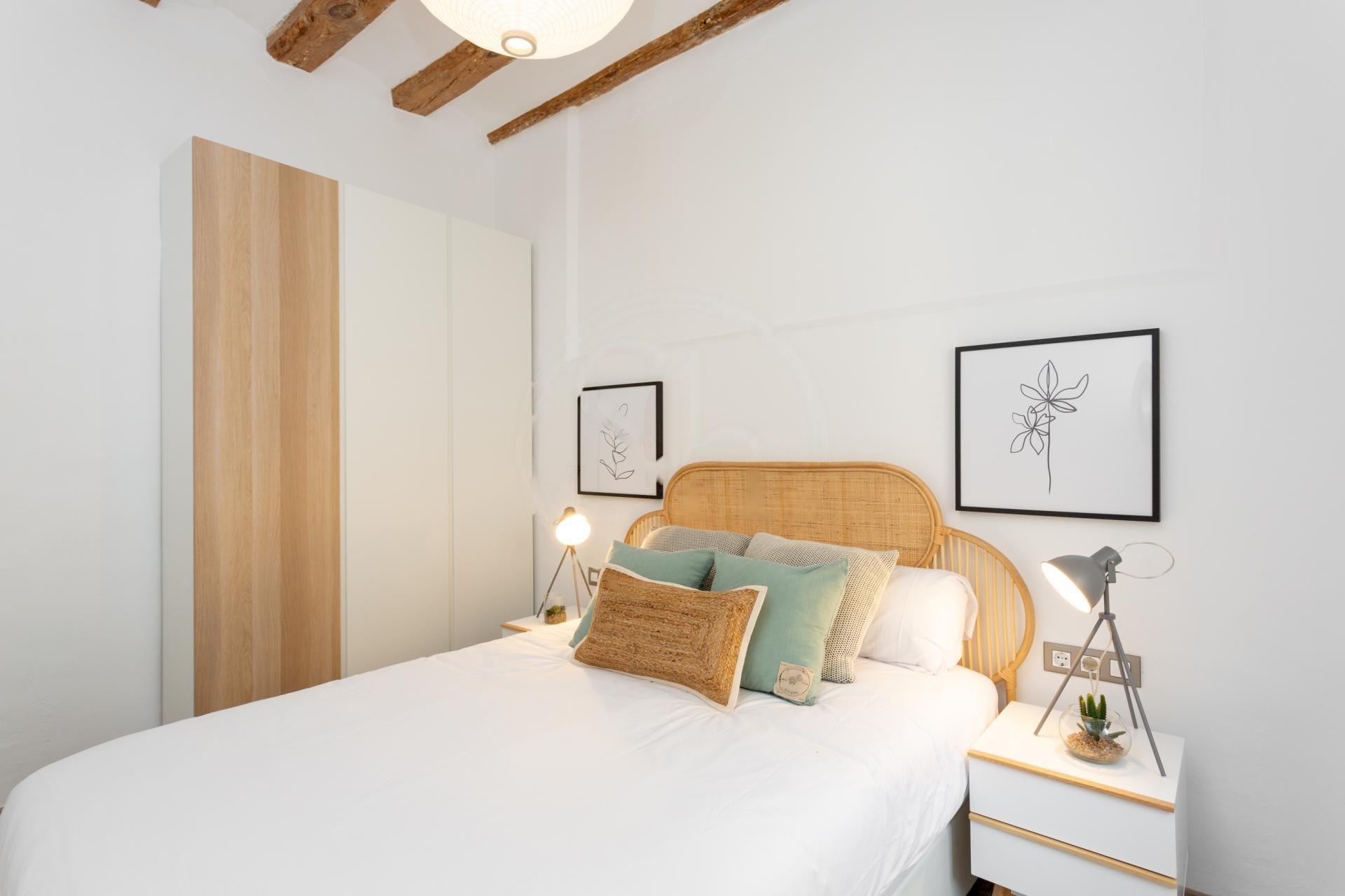 Piso en Alquiler - Carrer de Marquet - 17