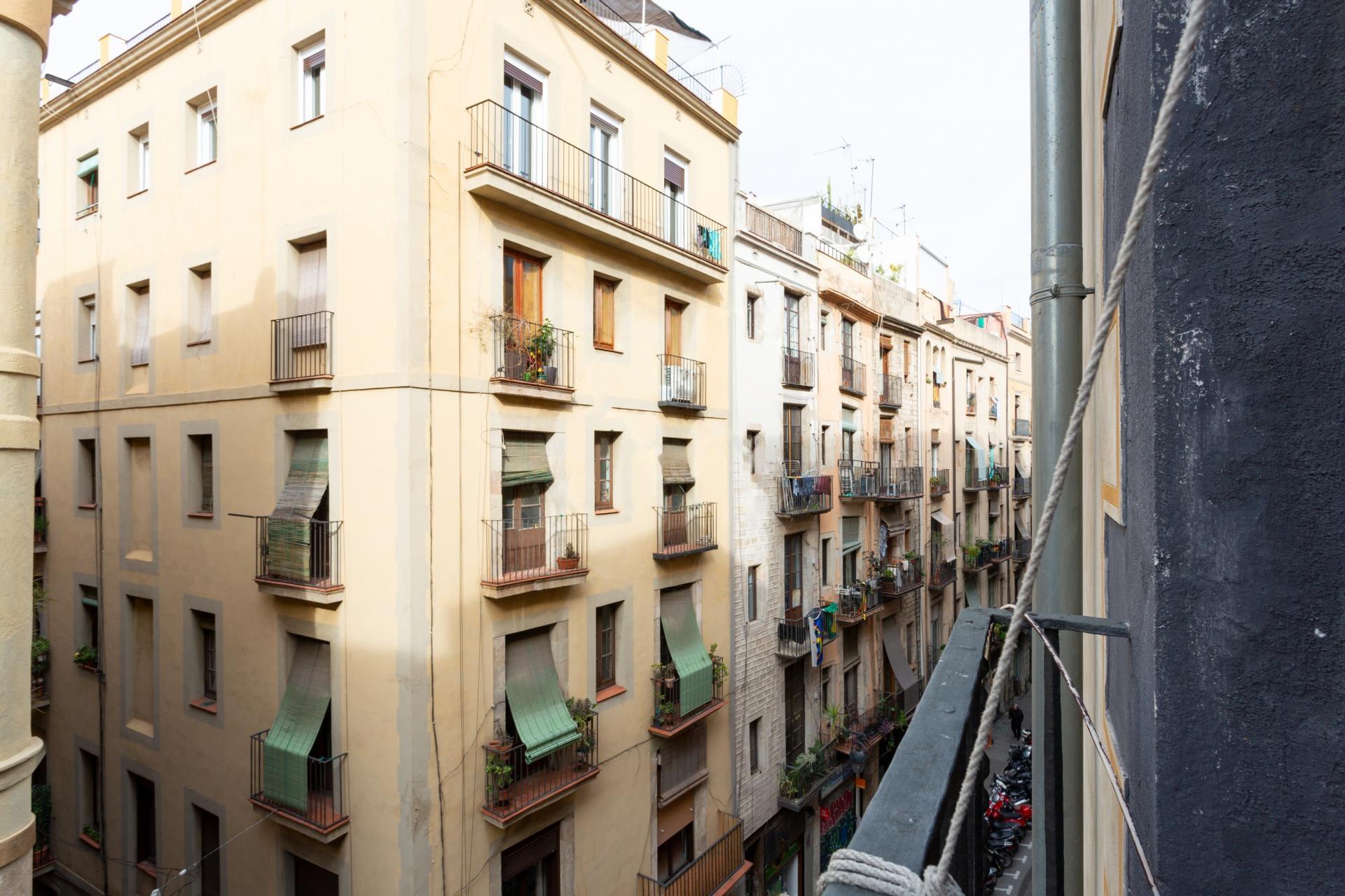 Piso en Alquiler - Carrer de Marquet - 24