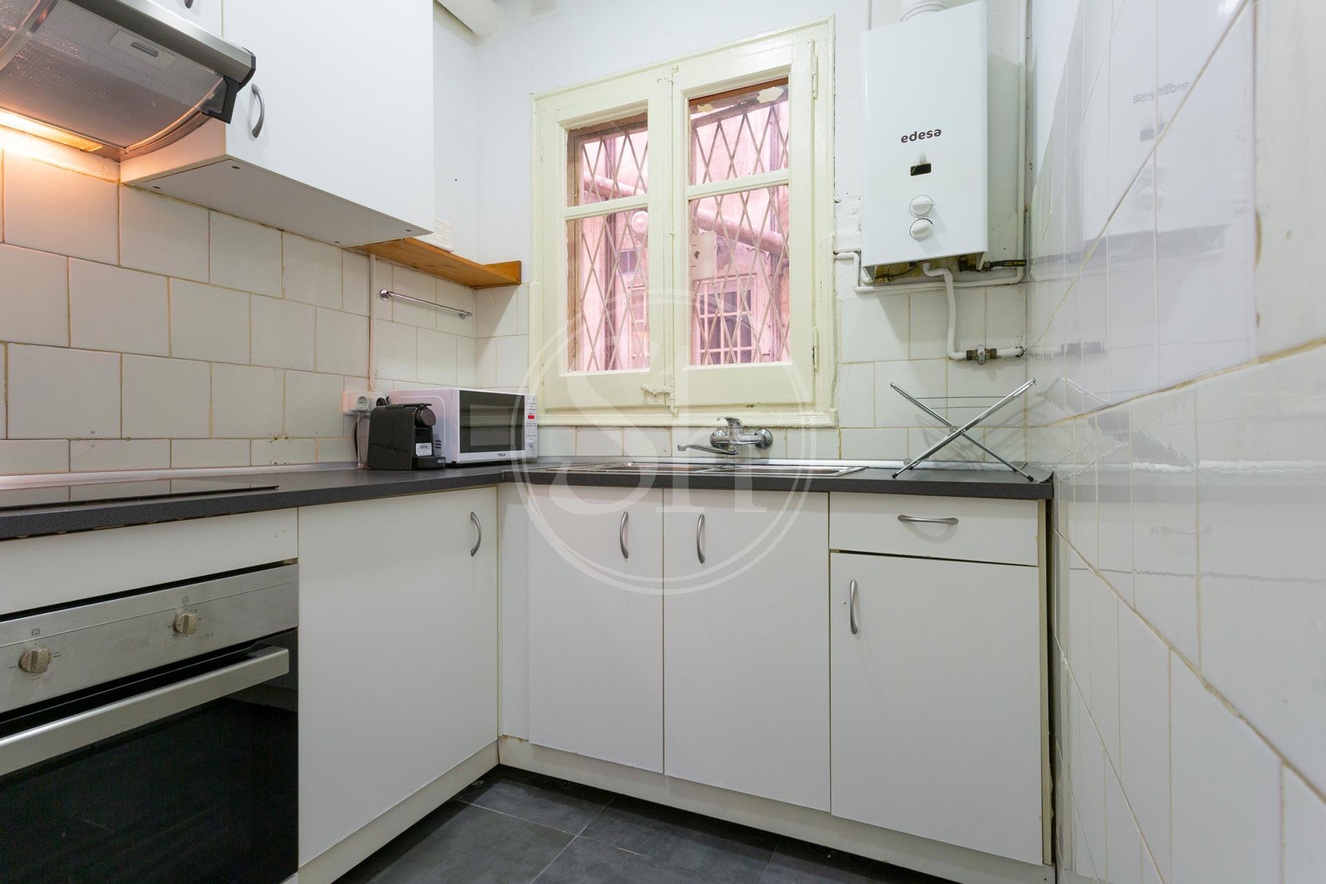 Piso en Alquiler en Carrer de Regàs - 6