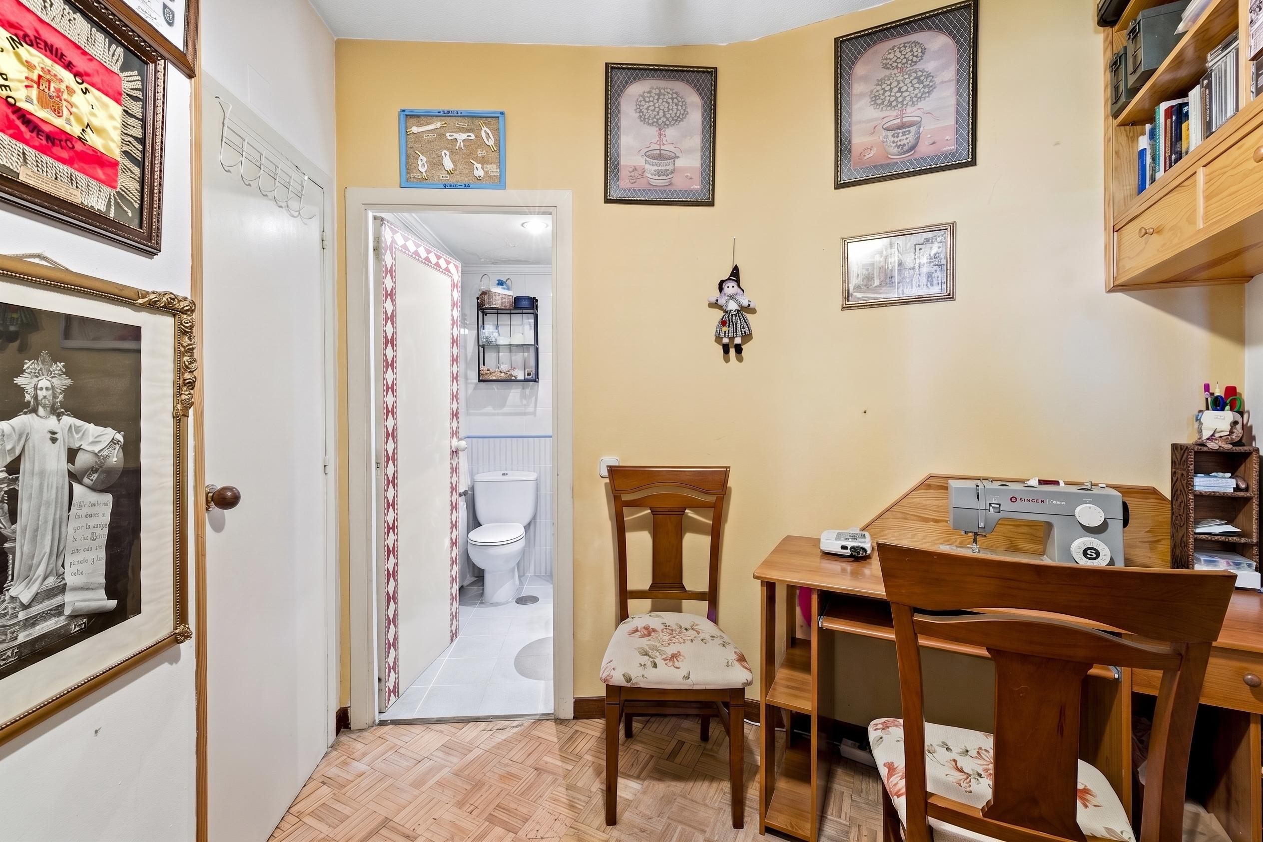 Piso en Venta en Calle de Caleruega - 4