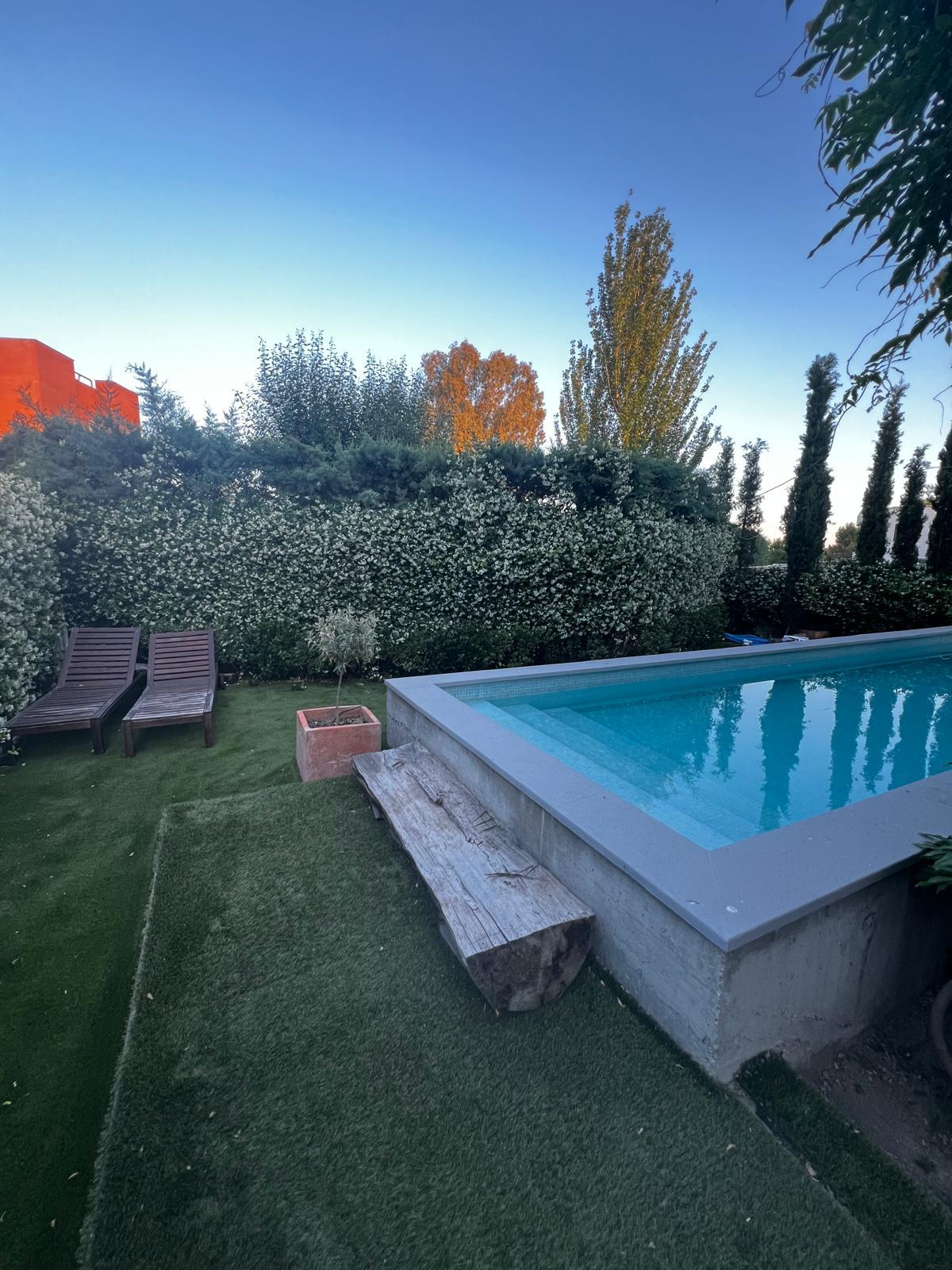 Casa en Venta en Calle Felipe Olvera - 30
