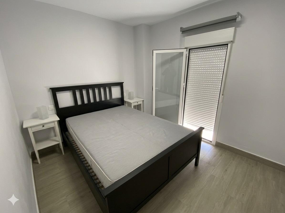 Piso en Venta en Avenida de Logroño - 8