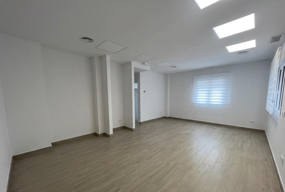 Piso en Venta en Avenida de Logroño - 7