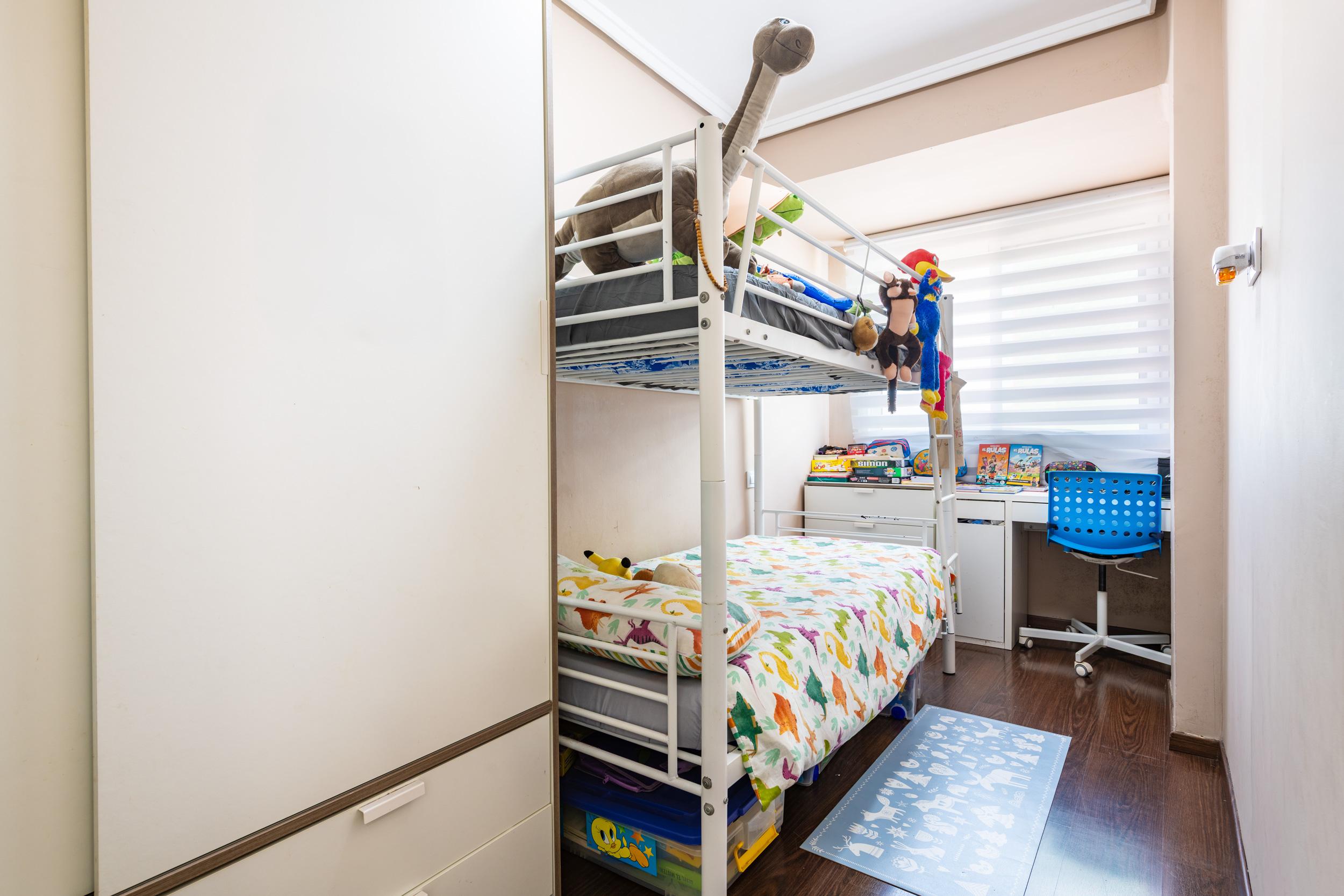 Piso en Venta en Carrer de Torres Torres - 16