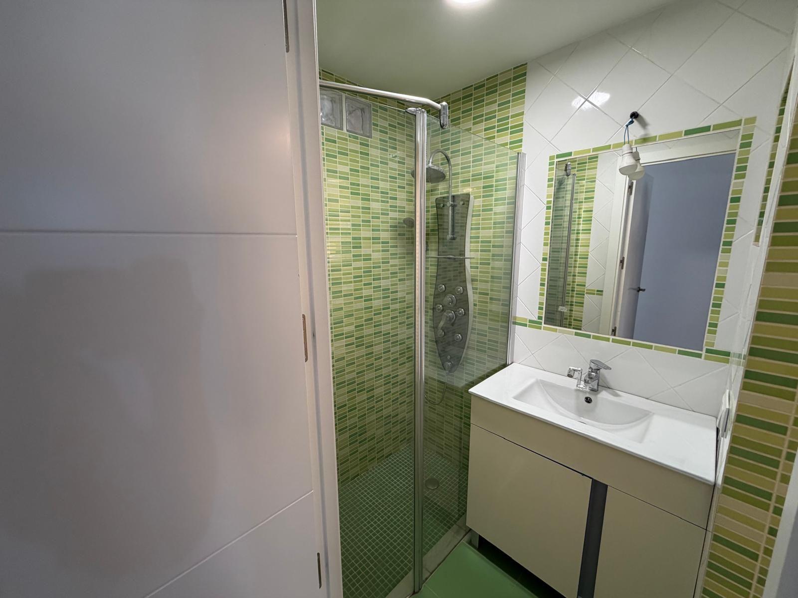 Piso en Venta en Calle Codorniz - 8