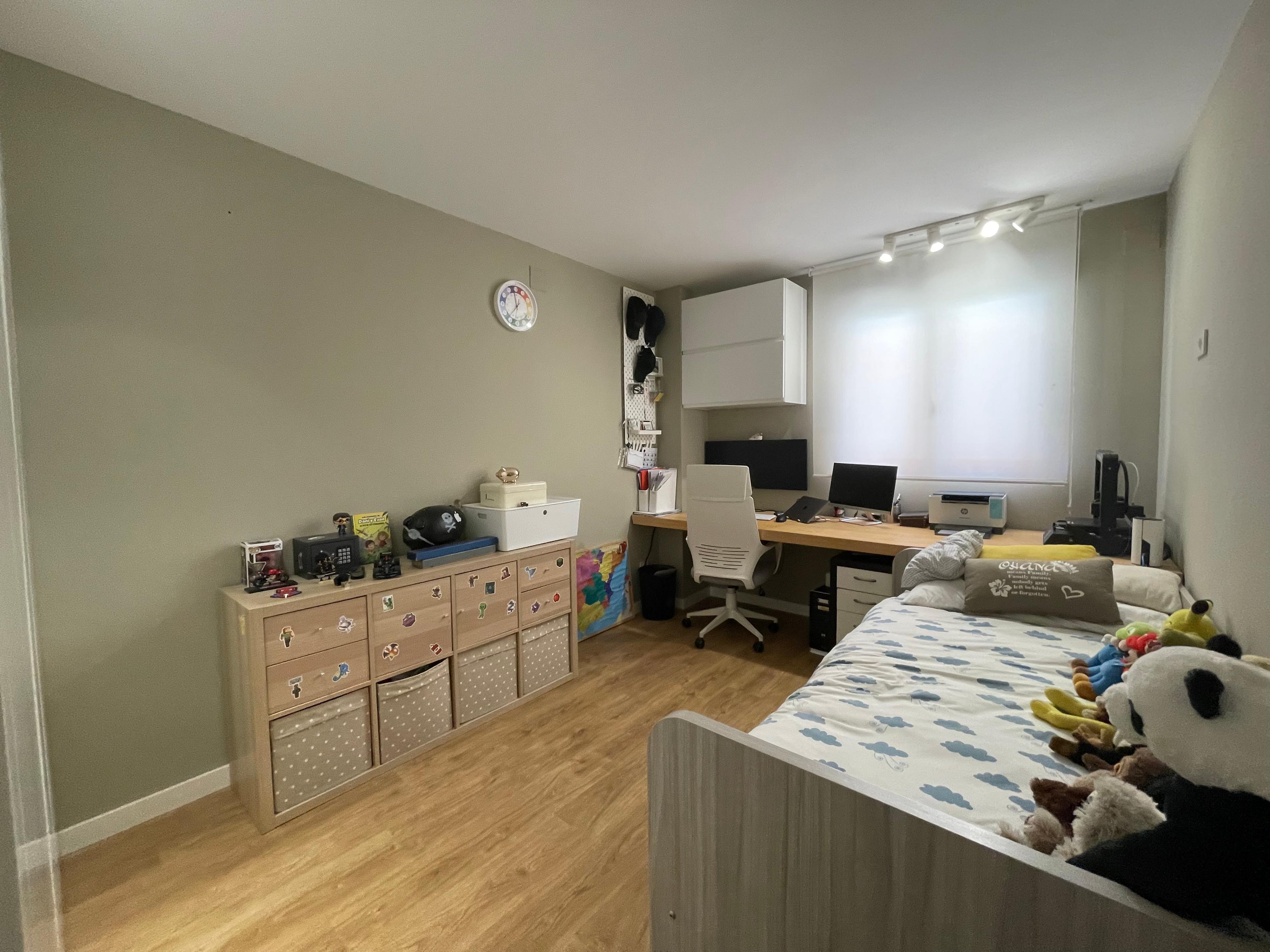 Piso en Venta en Calle de Ramón Gómez Sempere - 9