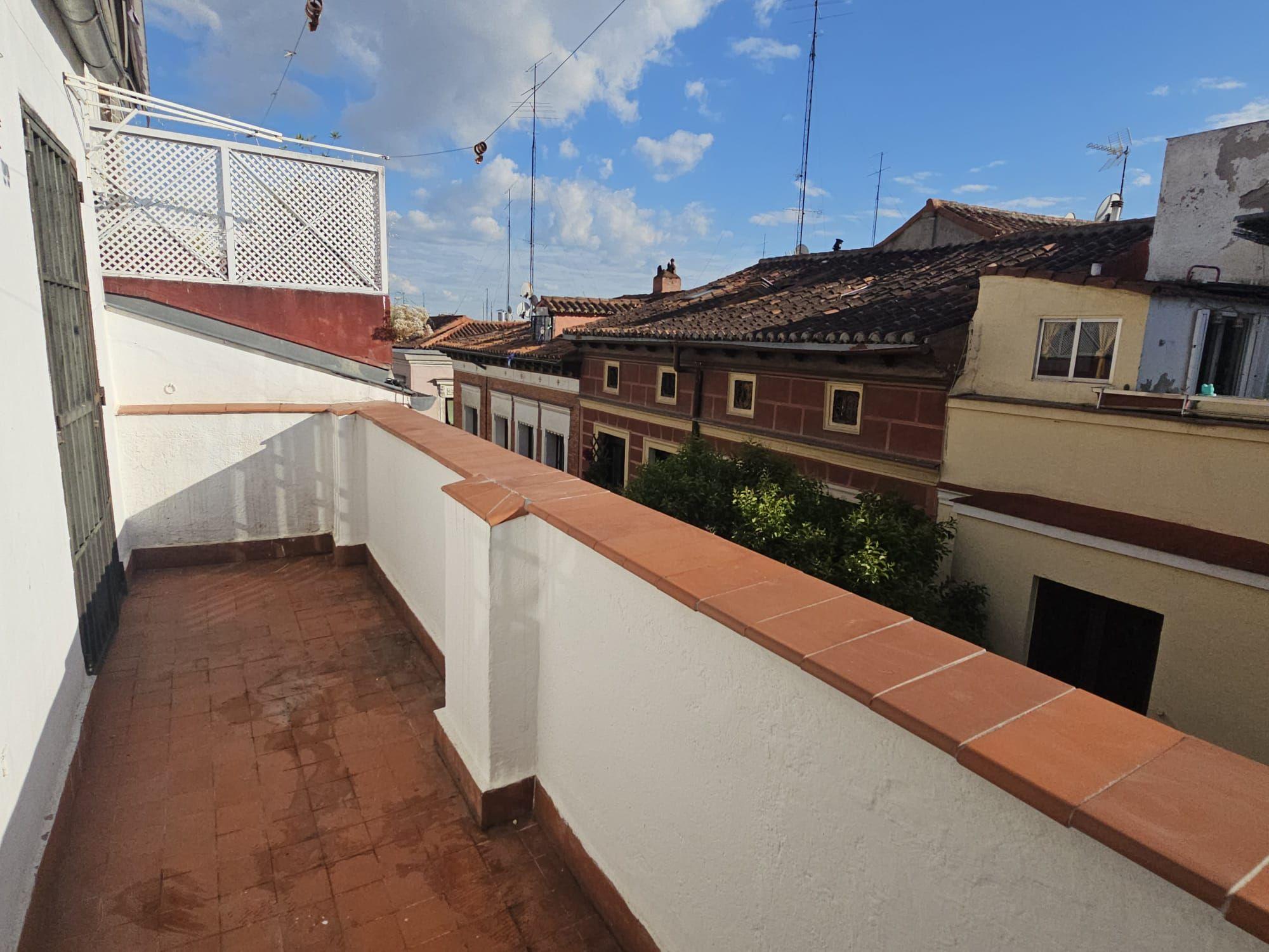 Piso en Venta en Calle del Amparo - 18