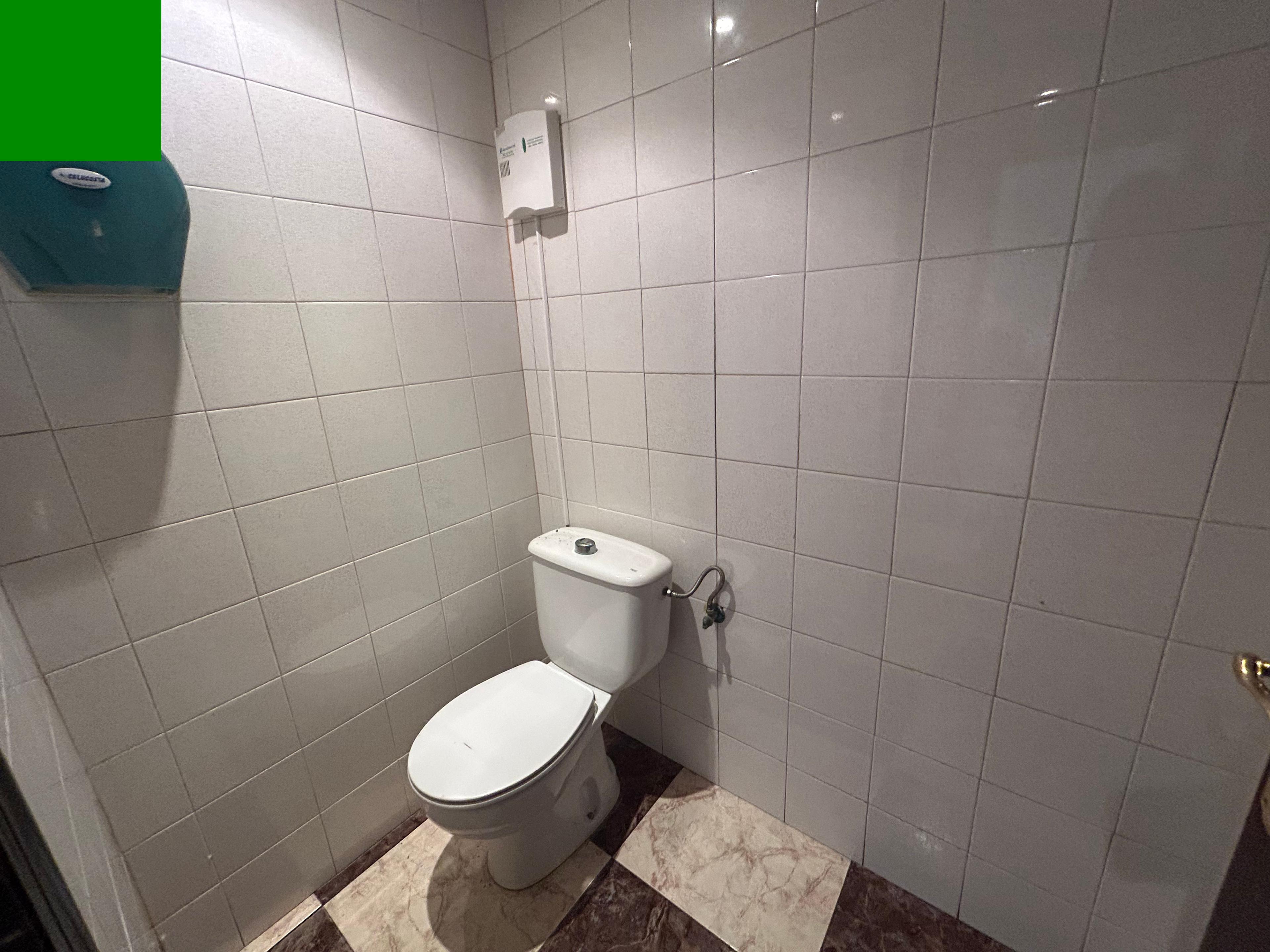 Local en Venta en Avenida Marques de Lacy - 6
