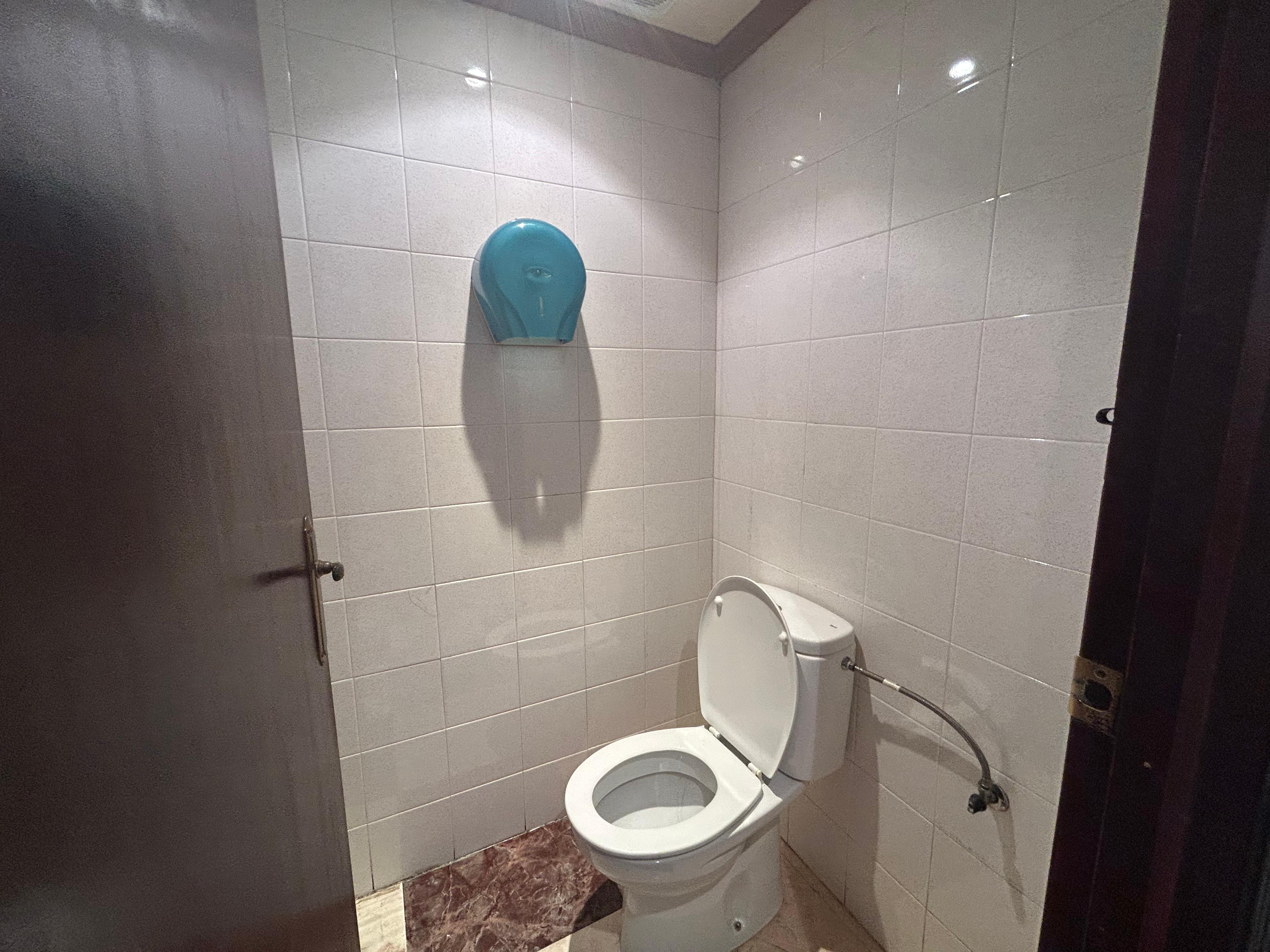 Local en Venta en Avenida Marques de Lacy - 7
