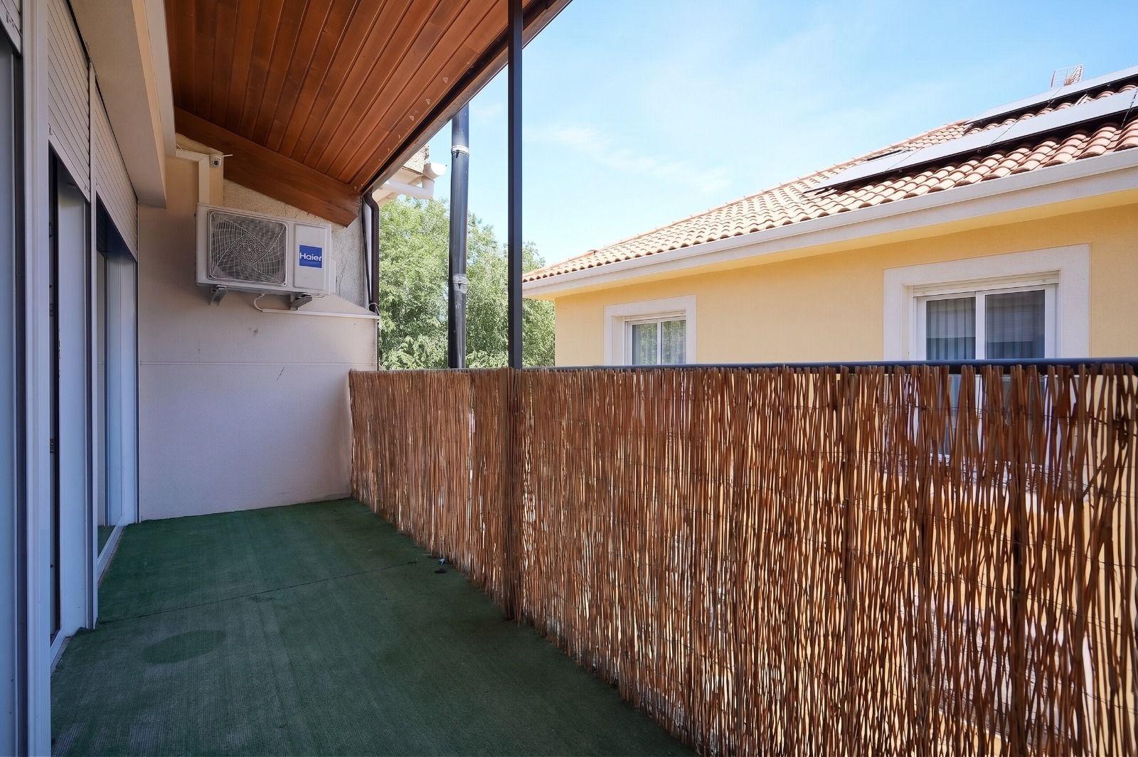 Casa Adosada en Venta en Calle Valverde - 34