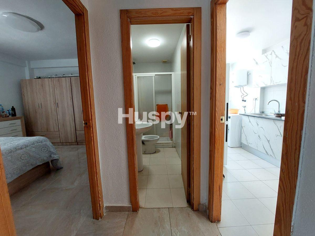 Piso en Venta en Calle Lillo Juan - 5